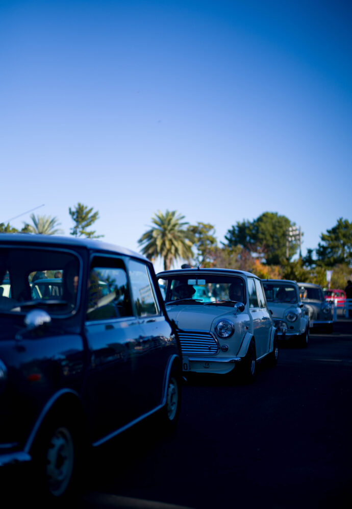 JAPAN　MINI　DAY　ジャパンミニデイ　2022年11月6日　日曜日
　浜松市　渚園　バーベキュー　公園　会場　浜名湖　ヴィンテージ　
　クラッシュク　エンスー　ミニクーパ　カントリーミニ　モーク
　BRTISH　ブリテッシュ　イギリス好き　エラン　カニ目　オースチン　
ヒーレー　スプライト　マーク1　MK1　ミィーテング　モールトン
オースチン　ブリテッシュ　モーター　コーポレーション　ＢＭＣ
1959年から2000年まで41年間　モデルチェンジなし　直列4気筒ＯＨＶ
アレック　イシゴニス　1000ＣＣ　
株式会社　富屋酒店　TOMIYA　SAKETEN　NAGOYA　トミヤサケン
とみやさけてん　代表取締役　上田豊二　おたく　マニア　高級飲食店専門取引
　愛知県名古屋市瑞穂区上坂町1-41-2　特約店　特約流通　地酒　ワイン　専門店
