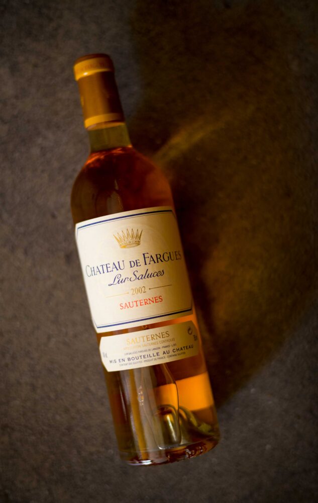 シャトー・ファルグ　2002　ソーテルヌ　CHATEAU　DE　FARGUES　
SAUTERNES　フランス　ボルドー　世界一　極甘口ワイン　大人甘口
シャトー・ディケム　イケム　隣の畑　貴腐ワイン　希少　レア　最高　激ウマ　状態最高　熟成　飴色　デザートワイン　限定流通　
アストル　L‘Astre　フランス・ボルドーワイン専門輸入元　日本唯一
東京都千代田区神田町3-６　KS363ビル1階　島田　井田　唯一無二
最強クオリティ　自社輸入　名古屋唯一　特約店　絶対的　信頼関係
シャトーローランラギャルド　シャトーファルグ　エクスプレッション
ポイヤック　エクスプレッション　マルゴー　ラベイユ・ド・フューザル
株式会社富屋酒店　TOMIYA　SAKETEN　NAGOYA　ｶﾌﾞｼｷｶｲｼｬﾄﾐﾔｻｹﾃﾝ　愛知県名古屋市瑞穂区上坂町1-41-2　特約店　特約流通　地酒　ワイン　専門店　おたく　マニア
