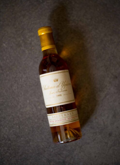 CHATEAU　D’YQUEM　SAUTERNES　1998　375ｍｌ（シャトー・ディケム　ソーテルヌ　1998ヴィンテージ　375ミリサイズ）