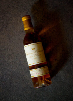 Ⅽhâteau　ｄ’yquem　Lur　Saluce（シャトー　ディケム　リュル・サリュース）　SAUTERNRS　1998（ソーテルヌ　1998ヴィンテージ）