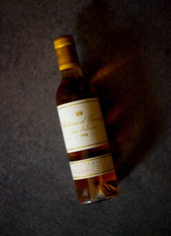 Ⅽhâteau　ｄ’yquem　Lur　Saluce（シャトー　ディケム　リュル・サリュース）　SAUTERNRS　1998　　375ｍｌ（ソーテルヌ　1998ヴィンテージ　375ｍｌサイズ）