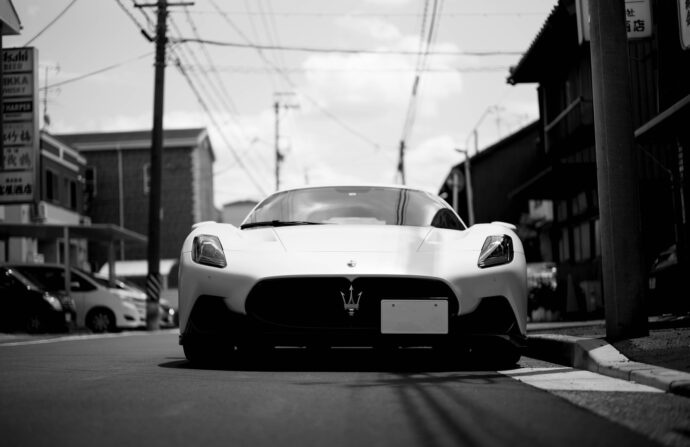 MASERATI MC20　マセラティ　MC20は時間の制約を打ち壊していく。レース由来の大胆さを胸に、果敢に未来に挑む。鼓動するMC20の心臓　国際特許を取得したフォーミュラーワン由来のテクノロジーを、3.0LV6 630psの高性能エンジンに採用。　ネットゥーエンジンを体感する　真の意味で純粋なマセラッティ－ハイパフォーマンス
Alto　e　Diritto　アルト　エ　ディリット　愛知県名古屋市東区泉1-12-2
高柳忍　社長　伊藤真也　バイヤー　最高　最強　日本一　服屋　唯一無二
FIXER　Fixer　フィクサー　IPONECASE　CLOCODILE　ALLBLACK
F1　F2　F3　F4　Cow　Leather　BLACK　BACKLASH　バックラッシュ
House　Leather　Cashmere　Suede　Leather　国籍不明　デザイナー不明
干場義正　福田洋平　片山勇　ハービー山口　　愛する服屋　仲間
株式会社　富屋酒店　名古屋市瑞穂区上坂町1-41-2　老舗　専門店　
トミヤオリジナル　トミヤデザイン　唯一無二　社長　上田豊二　
TOMIYA　ORIGINAL　TOMIYA　SAKETEN　NAGOYA　AICHI
トミヤサケテン　とみやさけてん　なごや　みずほく　かみさかちょう
特約店　特約流通品　希少品　手造り　こだわり　日本唯一富屋作品
（株）富屋酒店　愛知県名古屋市瑞穂区上坂町1-41-2　地酒屋　専門店　
おたく　マニア　ライカM11　ズミルックス50　レンズ　堀田駅　熱田神宮駅
名古屋高速　堀田出口すぐ　牛巻交差点すぐ　レトロ街並み　瓦屋根
クラッシックカー　クラッシックバイク　インテリア　ファッション　音楽
センス　クリエイト　おたく　マニア　映画　シネマ
