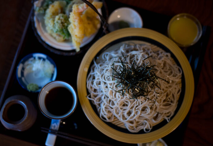 川根路茶寮 ひらら KAWANEZISARYO HIRARA カワネジサリョウヒララ かわねじさりょう ひらら  蕎麦　ソバ そば  民家 癒し  日本家屋  映え  旨し  素朴　（株）富屋酒店 かぶしきがいしゃ とみやさけてん カブシキガイシャ　トミヤサケテン TOMIYA SAKETEN 　愛知県名古屋市瑞穂区上坂町1-41-2　地酒屋　豊盃　HOUHAI ほうはい　ホーハイ　三浦酒造  MIURASHUZO日高見　ひたかみ　ヒタカミ HITAKAMI  平孝酒造　HIRAKOSHUZO 天の戸 アマノト　あまのと　AMANOTO　浅舞酒造 ASAMAISHUZO　飛露喜 HIROKISHUZOHONTEN　廣木酒造本店　HIROK　大那 DAINA　ダイナ　だいな　菊の里酒造　KIKUNOSATOSHUZO　旭興　KYOKUKO　きょくこう　キョクコウ　渡邉酒造　WATANABESHUZO　仙禽 SENKIN　せんきん　センキン（株）せんきん SENKIN鶴齢　カクレイ　かくれい KAKUREI　青木酒造　AOKISHUZO謙信 ケンシン　けんしん KENSHIN池田屋酒造 IKEDAYASHUZO 白岳仙 HAKUGAKUSEN　ハクガクセン　はくがくせん　安本酒造 YASUMOTOSHUZO 群馬泉 グンマイズミ　ぐんまいずみ 島岡酒造 SHIMAOKASHUZO  喜久醉 きくよい キクヨイKIKUYOI 青島酒造 AOSHIMASHUZO 長珍 ちょうちん　チョウチン長珍酒造CHOCHINSHUZO　みねたからみりん　峯寳 味醂　一子相伝 ミネタカラ　いっしそうでん　イッシソウデン　小笠原味醂 OGASAWARA MIRIN

瀧自慢　たきじまん　タキジマン　瀧自慢酒造　TAKIZIMANSHUZO　田光　TABIKA 早川酒造  HAYAKAWASHUZO　作　ZAKU ざく ザク 清水清三郎商店 SHIMIZUSEIZABUROSHOTEN  篠峯　櫛羅　しのみね　シノミネ　くじら　クジラ　千代酒造　CHIYOSHUZO　雑賀　さいか　サイカ　九重雑賀  KOKONOESAIKA　紀土　鶴梅　無量山　きっど　キッド　KID 　ツルウメ　つるうめ　TURUUME　ムリョウザン　むりょうざん　MURYOZAN　平和酒造　HEIWASHUZO　蒼空　そうくう　ソウクウ　SÔKÛ　藤岡酒造　HUJIOKASHUZO 　宝剣　HOUKEN  宝剣酒造　ほうけんしゅぞう　ホウケンシュゾウ　HOKENSHUZO　清酒竹鶴　小笹屋竹鶴　せいしゅたけつる　セイシュタケツル　おささやたけつる　オササヤタケツル　竹鶴酒造　TAKETURUSHUZO
石鎚　いしづち　イシヅチ　石鎚酒造　ISHIDUCHISHUZO　土佐しらぎく　とさしらぎく　トサシラギク　仙頭酒造場　せんとうしゅぞうじょう　SENDOSHUZOZYO　アルガブランカ　ARUGABURANKA勝沼醸造　KATUNUMAJÔZÔ　ドメーヌソガ　ソガ・ペール・エ・フィス SOGA PELE ET FIS　オブセワイナリー　OBUSEWINERY　ドメーヌタカヒコ　DOMAINE TAKAHIKO　クリサワブラン　KURISAWA BLANC　ナカザワワイナリー　NAKAZAWA WINERY　さつま寿　SATUMA KOTOBUKI 　尾込商店 OGOME SHOTEN  蔵の師魂 KURANOSHIKON  小正醸造　KOMASA ＪÔＺÔ　天狗櫻 TENGUSAKURA  白石酒蔵　SHIRAISHISHUZO  しま千両 SHIMASENRYO　高崎酒蔵  TAKASAKISHUZO  杜氏潤平　TOJIJUNPEI  小玉醸造  KODAMAJOZO  赤鹿毛　青鹿毛  AKAKAGE   AOKAGE　柳田酒蔵  YANAGIDASHUZO　舞香　MAIKA　泰明　TAIMEI　藤居醸造　HUZIIJÔＺÔ　池の露　特酎天草　IKENOTUYU  TOKUCHU  AMAKUSA　壱乃醸　飛乃流　朝日　ICHINOJO  HINORYU　ASAHI　朝日酒造　ASAHISHUZO　龍宮　RYUGU 富田酒造場　TOMITASHUZOJO　鳥飼 TORIKAI　鳥飼酒造　TORIKAISHUZO　極楽 GOIKURAKU　林酒造場 HAYASHISHUZOJO　屋久の島大自然林　酔麦香　YAKUNOSHIMA DAISHIZENRIN SUIBASKUKA　本坊酒造　HONBOSHUZO
金峰　金峰荒蘆過  KINPO　KINPOARAROKA　宇都酒造　UTOSHUZO　北谷長老　CHYATANCHÔＲÔ　北谷酒造　CHYATANSHUZO　山原くいな　YAMBARUKUINA　やんばる酒造　YAMBARUSHUZO　2024年春オープン予定 いいねタウン瑞穂 iiNE マルシェ内　グランクレア瑞穂 いいねタウン瑞穂  愛知県名古屋市瑞穂区宝田町四丁目2番、3番2　春敲町三丁目23番1（地番） 魚太郎　UOTARO MIZUHO うおたろう　ウオタロウ　なごやみずほてん　ナゴヤミズホテン　 名古屋瑞穂店  車で1分　徒歩5分　丸明 瑞穂店  MARUAKI MIZUHO　マルアキ ミズホテン　まるあき みずほてん　 徒歩10分　車3分　焼肉 美奈登  ヤキニクミナト　やきにくみなと YAKINIKU MINATO 車で2分　徒歩10分  どての品川　DOTENO SHINAGAWA　ドテノシナガワ　どてのしながわ　車で30秒　徒歩1分昇福亭　SHOHUKUTEI しょうふくてい　ショウフクテイ 街中華　マニア　大盛り　個性派  車で5分　徒歩15分  名店 近くにたくさんあり　堀田バンザイ　牛巻バンザイ　名古屋のへそ
