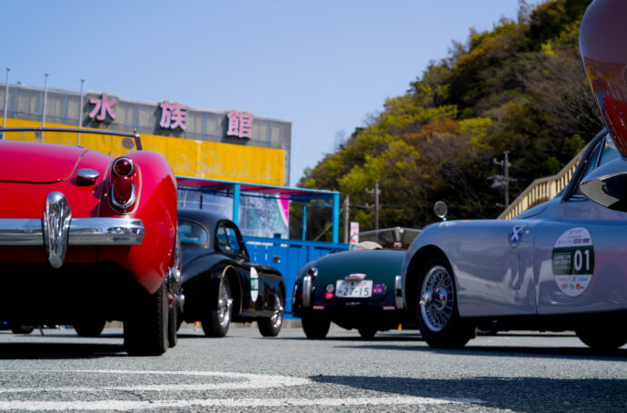 大人のくるま旅 IN 三重  オトナノクルマタビインミエ おとなのくるまたびいんみえ　OTONANO KURUMATABI IN MIE ポルシェ356クーペ ロータスエラン ミジェット トライアンフ トヨタスポーツ800 ホンダ Ｓ600 Ｓ800 クーペ トヨタ2000ＧＴ  オースチンヒレー スプライト ＭＲ１  アルファロメオ2000ＧＴ  ジャガー  ＭＧ ＭＲ1  2024年4月14日 日曜日 開催 最高  三重 伊勢シーパラダイス  夫婦岩 かえる岩   三重県伊勢市二見町江580
（株）富屋酒店 かぶしきがいしゃ とみやさけてん カブシキガイシャ　トミヤサケテン TOMIYA SAKETEN 　愛知県名古屋市瑞穂区上坂町1-41-2　地酒屋　豊盃　HOUHAI ほうはい　ホーハイ　三浦酒造  MIURASHUZO日高見　ひたかみ　ヒタカミ HITAKAMI  平孝酒造　HIRAKOSHUZO 天の戸 アマノト　あまのと　AMANOTO　浅舞酒造 ASAMAISHUZO　飛露喜 HIROKISHUZOHONTEN　廣木酒造本店　HIROK　大那 DAINA　ダイナ　だいな　菊の里酒造　KIKUNOSATOSHUZO　旭興　KYOKUKO　きょくこう　キョクコウ　渡邉酒造　WATANABESHUZO　仙禽 SENKIN　せんきん　センキン（株）せんきん SENKIN鶴齢　カクレイ　かくれい KAKUREI　青木酒造　AOKISHUZO謙信 ケンシン　けんしん KENSHIN池田屋酒造 IKEDAYASHUZO 白岳仙 HAKUGAKUSEN　ハクガクセン　はくがくせん　安本酒造 YASUMOTOSHUZO 群馬泉 グンマイズミ　ぐんまいずみ 島岡酒造 SHIMAOKASHUZO  喜久醉 きくよい キクヨイKIKUYOI 青島酒造 AOSHIMASHUZO 長珍 ちょうちん　チョウチン長珍酒造CHOCHINSHUZO　みねたからみりん　峯寳 味醂　一子相伝 ミネタカラ　いっしそうでん　イッシソウデン　小笠原味醂 OGASAWARA MIRIN

瀧自慢　たきじまん　タキジマン　瀧自慢酒造　TAKIZIMANSHUZO　田光　TABIKA 早川酒造  HAYAKAWASHUZO　作　ZAKU ざく ザク 清水清三郎商店 SHIMIZUSEIZABUROSHOTEN  篠峯　櫛羅　しのみね　シノミネ　くじら　クジラ　千代酒造　CHIYOSHUZO　雑賀　さいか　サイカ　九重雑賀  KOKONOESAIKA　紀土　鶴梅　無量山　きっど　キッド　KID 　ツルウメ　つるうめ　TURUUME　ムリョウザン　むりょうざん　MURYOZAN　平和酒造　HEIWASHUZO　蒼空　そうくう　ソウクウ　SÔKÛ　藤岡酒造　HUJIOKASHUZO 　宝剣　HOUKEN  宝剣酒造　ほうけんしゅぞう　ホウケンシュゾウ　HOKENSHUZO　清酒竹鶴　小笹屋竹鶴　せいしゅたけつる　セイシュタケツル　おささやたけつる　オササヤタケツル　竹鶴酒造　TAKETURUSHUZO
石鎚　いしづち　イシヅチ　石鎚酒造　ISHIDUCHISHUZO　土佐しらぎく　とさしらぎく　トサシラギク　仙頭酒造場　せんとうしゅぞうじょう　SENDOSHUZOZYO　アルガブランカ　ARUGABURANKA勝沼醸造　KATUNUMAJÔZÔ　ドメーヌソガ　ソガ・ペール・エ・フィス SOGA PELE ET FIS　オブセワイナリー　OBUSEWINERY　ドメーヌタカヒコ　DOMAINE TAKAHIKO　クリサワブラン　KURISAWA BLANC　ナカザワワイナリー　NAKAZAWA WINERY　さつま寿　SATUMA KOTOBUKI 　尾込商店 OGOME SHOTEN  蔵の師魂 KURANOSHIKON  小正醸造　KOMASA ＪÔＺÔ　天狗櫻 TENGUSAKURA  白石酒蔵　SHIRAISHISHUZO  しま千両 SHIMASENRYO　高崎酒蔵  TAKASAKISHUZO  杜氏潤平　TOJIJUNPEI  小玉醸造  KODAMAJOZO  赤鹿毛　青鹿毛  AKAKAGE   AOKAGE　柳田酒蔵  YANAGIDASHUZO　舞香　MAIKA　泰明　TAIMEI　藤居醸造　HUZIIJÔＺÔ　池の露　特酎天草　IKENOTUYU  TOKUCHU  AMAKUSA　壱乃醸　飛乃流　朝日　ICHINOJO  HINORYU　ASAHI　朝日酒造　ASAHISHUZO　龍宮　RYUGU 富田酒造場　TOMITASHUZOJO　鳥飼 TORIKAI　鳥飼酒造　TORIKAISHUZO　極楽 GOIKURAKU　林酒造場 HAYASHISHUZOJO　屋久の島大自然林　酔麦香　YAKUNOSHIMA DAISHIZENRIN SUIBASKUKA　本坊酒造　HONBOSHUZO
金峰　金峰荒蘆過  KINPO　KINPOARAROKA　宇都酒造　UTOSHUZO　北谷長老　CHYATANCHÔＲÔ　北谷酒造　CHYATANSHUZO　山原くいな　YAMBARUKUINA　やんばる酒造　YAMBARUSHUZO　2024年春オープン予定 いいねタウン瑞穂 iiNE マルシェ内　グランクレア瑞穂 いいねタウン瑞穂  愛知県名古屋市瑞穂区宝田町四丁目2番、3番2　春敲町三丁目23番1（地番） 魚太郎　UOTARO MIZUHO うおたろう　ウオタロウ　なごやみずほてん　ナゴヤミズホテン　 名古屋瑞穂店  車で1分　徒歩5分　丸明 瑞穂店  MARUAKI MIZUHO　マルアキ ミズホテン　まるあき みずほてん　 徒歩10分　車3分　焼肉 美奈登  ヤキニクミナト　やきにくみなと YAKINIKU MINATO 車で2分　徒歩10分  どての品川　DOTENO SHINAGAWA　ドテノシナガワ　どてのしながわ　車で30秒　徒歩1分昇福亭　SHOHUKUTEI しょうふくてい　ショウフクテイ 街中華　マニア　大盛り　個性派  車で5分　徒歩15分  名店 近くにたくさんあり　堀田バンザイ　牛巻バンザイ　名古屋のへそ
