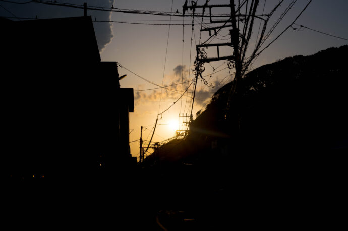 鎌倉駅 KAMAKURA STATION JAPAN KANAGAWA SHONAN　しょうなん 湘南 ショウナン 鎌倉小町通り KAMAKURA KOMACHIDORI カマクラコマチドウリ （株）富屋酒店 かぶしきがいしゃ とみやさけてん カブシキガイシャ　トミヤサケテン TOMIYA SAKETEN 　愛知県名古屋市瑞穂区上坂町1-41-2　地酒屋　豊盃　HOUHAI ほうはい　ホーハイ　三浦酒造  MIURASHUZO日高見　ひたかみ　ヒタカミ HITAKAMI  平孝酒造　HIRAKOSHUZO 天の戸 アマノト　あまのと　AMANOTO　浅舞酒造 ASAMAISHUZO　飛露喜 HIROKISHUZOHONTEN　廣木酒造本店　HIROK　大那 DAINA　ダイナ　だいな　菊の里酒造　KIKUNOSATOSHUZO　旭興　KYOKUKO　きょくこう　キョクコウ　渡邉酒造　WATANABESHUZO　仙禽 SENKIN　せんきん　センキン（株）せんきん SENKIN鶴齢　カクレイ　かくれい KAKUREI　青木酒造　AOKISHUZO謙信 ケンシン　けんしん KENSHIN池田屋酒造 IKEDAYASHUZO 白岳仙 HAKUGAKUSEN　ハクガクセン　はくがくせん　安本酒造 YASUMOTOSHUZO 群馬泉 グンマイズミ　ぐんまいずみ 島岡酒造 SHIMAOKASHUZO  喜久醉 きくよい キクヨイKIKUYOI 青島酒造 AOSHIMASHUZO 長珍 ちょうちん　チョウチン長珍酒造CHOCHINSHUZO　みねたからみりん　峯寳 味醂　一子相伝 ミネタカラ　いっしそうでん　イッシソウデン　小笠原味醂 OGASAWARA MIRIN

瀧自慢　たきじまん　タキジマン　瀧自慢酒造　TAKIZIMANSHUZO　田光　TABIKA 早川酒造  HAYAKAWASHUZO　作　ZAKU ざく ザク 清水清三郎商店 SHIMIZUSEIZABUROSHOTEN  篠峯　櫛羅　しのみね　シノミネ　くじら　クジラ　千代酒造　CHIYOSHUZO　雑賀　さいか　サイカ　九重雑賀  KOKONOESAIKA　紀土　鶴梅　無量山　きっど　キッド　KID 　ツルウメ　つるうめ　TURUUME　ムリョウザン　むりょうざん　MURYOZAN　平和酒造　HEIWASHUZO　蒼空　そうくう　ソウクウ　SÔKÛ　藤岡酒造　HUJIOKASHUZO 　宝剣　HOUKEN  宝剣酒造　ほうけんしゅぞう　ホウケンシュゾウ　HOKENSHUZO　清酒竹鶴　小笹屋竹鶴　せいしゅたけつる　セイシュタケツル　おささやたけつる　オササヤタケツル　竹鶴酒造　TAKETURUSHUZO
石鎚　いしづち　イシヅチ　石鎚酒造　ISHIDUCHISHUZO　土佐しらぎく　とさしらぎく　トサシラギク　仙頭酒造場　せんとうしゅぞうじょう　SENDOSHUZOZYO　アルガブランカ　ARUGABURANKA勝沼醸造　KATUNUMAJÔZÔ　ドメーヌソガ　ソガ・ペール・エ・フィス SOGA PELE ET FIS　オブセワイナリー　OBUSEWINERY　ドメーヌタカヒコ　DOMAINE TAKAHIKO　クリサワブラン　KURISAWA BLANC　ナカザワワイナリー　NAKAZAWA WINERY　さつま寿　SATUMA KOTOBUKI 　尾込商店 OGOME SHOTEN  蔵の師魂 KURANOSHIKON  小正醸造　KOMASA ＪÔＺÔ　天狗櫻 TENGUSAKURA  白石酒蔵　SHIRAISHISHUZO  しま千両 SHIMASENRYO　高崎酒蔵  TAKASAKISHUZO  杜氏潤平　TOJIJUNPEI  小玉醸造  KODAMAJOZO  赤鹿毛　青鹿毛  AKAKAGE   AOKAGE　柳田酒蔵  YANAGIDASHUZO　舞香　MAIKA　泰明　TAIMEI　藤居醸造　HUZIIJÔＺÔ　池の露　特酎天草　IKENOTUYU  TOKUCHU  AMAKUSA　壱乃醸　飛乃流　朝日　ICHINOJO  HINORYU　ASAHI　朝日酒造　ASAHISHUZO　龍宮　RYUGU 富田酒造場　TOMITASHUZOJO　鳥飼 TORIKAI　鳥飼酒造　TORIKAISHUZO　極楽 GOIKURAKU　林酒造場 HAYASHISHUZOJO　屋久の島大自然林　酔麦香　YAKUNOSHIMA DAISHIZENRIN SUIBASKUKA　本坊酒造　HONBOSHUZO
金峰　金峰荒蘆過  KINPO　KINPOARAROKA　宇都酒造　UTOSHUZO　北谷長老　CHYATANCHÔＲÔ　北谷酒造　CHYATANSHUZO　山原くいな　YAMBARUKUINA　やんばる酒造　YAMBARUSHUZO　2024年春オープン予定 いいねタウン瑞穂 iiNE マルシェ内　グランクレア瑞穂 いいねタウン瑞穂  愛知県名古屋市瑞穂区宝田町四丁目2番、3番2　春敲町三丁目23番1（地番） 魚太郎　UOTARO MIZUHO うおたろう　ウオタロウ　なごやみずほてん　ナゴヤミズホテン　 名古屋瑞穂店  車で1分　徒歩5分　丸明 瑞穂店  MARUAKI MIZUHO　マルアキ ミズホテン　まるあき みずほてん　 徒歩10分　車3分　焼肉 美奈登  ヤキニクミナト　やきにくみなと YAKINIKU MINATO 車で2分　徒歩10分  どての品川　DOTENO SHINAGAWA　ドテノシナガワ　どてのしながわ　車で30秒　徒歩1分昇福亭　SHOHUKUTEI しょうふくてい　ショウフクテイ 街中華　マニア　大盛り　個性派  車で5分　徒歩15分  名店 近くにたくさんあり　堀田バンザイ　牛巻バンザイ　名古屋のへそ
