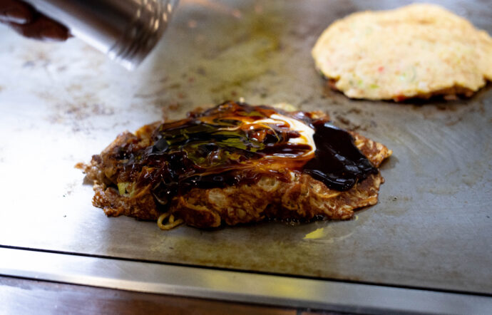 お好み焼き きじ  本店  キジ　KIZI  大阪府大阪市北区角田町9-20 新梅田食堂街2F  モダン焼き  
（株）富屋酒店 かぶしきがいしゃ とみやさけてん カブシキガイシャ　トミヤサケテン TOMIYA SAKETEN 　愛知県名古屋市瑞穂区上坂町1-41-2　地酒屋　豊盃　HOUHAI ほうはい　ホーハイ　三浦酒造  MIURASHUZO日高見　ひたかみ　ヒタカミ HITAKAMI  平孝酒造　HIRAKOSHUZO 天の戸 アマノト　あまのと　AMANOTO　浅舞酒造ASAMAISHUZO　飛露喜 HIROKISHUZOHONTEN　廣木酒造本店　HIROK　大那 DAINA　ダイナ　だいな　菊の里酒造　KIKUNOSATOSHUZO　旭興　KYOKUKO　きょくこう　キョクコウ　渡邉酒造　WATANABESHUZO　仙禽 SENKIN　せんきん　センキン（株）せんきん SENKIN鶴齢　カクレイ　かくれい KAKUREI　青木酒造　AOKISHUZO謙信 ケンシン　けんしん KENSHIN池田屋酒造 IKEDAYASHUZO 白岳仙 HAKUGAKUSEN　ハクガクセン　はくがくせん　安本酒造 YASUMOTOSHUZO 群馬泉 グンマイズミ　ぐんまいずみ 島岡酒造 SHIMAOKASHUZO  喜久醉 きくよい キクヨイKIKUYOI 青島酒造 AOSHIMASHUZO 長珍 ちょうちん　チョウチン長珍酒造CHOCHINSHUZO　みねたからみりん　峯寳 味醂　一子相伝 ミネタカラ　いっしそうでん　イッシソウデン　小笠原味醂 OGASAWARA MIRIN

瀧自慢　たきじまん　タキジマン　瀧自慢酒造　TAKIZIMANSHUZO　田光　TABIKA 早川酒造  HAYAKAWASHUZO　作　ZAKU ざく ザク 清水清三郎商店 SHIMIZUSEIZABUROSHOTEN  篠峯　櫛羅　しのみね　シノミネ　くじら　クジラ　千代酒造　CHIYOSHUZO　雑賀　さいか　サイカ　九重雑賀  KOKONOESAIKA　紀土　鶴梅　無量山　きっど　キッド　KID 　ツルウメ　つるうめ　TURUUME　ムリョウザン　むりょうざん　MURYOZAN　平和酒造　HEIWASHUZO　蒼空　そうくう　ソウクウ　SÔKÛ　藤岡酒造　HUJIOKASHUZO 　宝剣　HOUKEN  宝剣酒造　ほうけんしゅぞう　ホウケンシュゾウ　HOKENSHUZO　清酒竹鶴　小笹屋竹鶴　せいしゅたけつる　セイシュタケツル　おささやたけつる　オササヤタケツル　竹鶴酒造　TAKETURUSHUZO
石鎚　いしづち　イシヅチ　石鎚酒造　ISHIDUCHISHUZO　土佐しらぎく　とさしらぎく　トサシラギク　仙頭酒造場　せんとうしゅぞうじょう　SENDOSHUZOZYO
　
 ブルゴーニュワイン　BOURGOGNE  ボルドーワイン　BORDEAUXカリフォルニアワイン CALIFORNIA  シャンパーニュ  SHAMPAGNEアルザスワイン ALSACE ドイツワイン WEIN GERMAN WINE 専門店　ライカM11　ズミルックス50　レンズ　代表　上田豊二　　きき酒師　焼酎アドバイザー　シャンパーニュシュヴァリエ　堀田駅より徒歩10分　熱田神宮駅より徒歩10分
市バス　牛巻より徒歩３分　地下鉄堀田駅より徒歩１５分　名古屋高速堀田出口より車で２分　牛巻交差点より徒歩５分　レトロ街並み　瓦屋根　裏道　大通りより二本入る　CLASSIC CARクラッシックカー CLASSIC BIKE　クラッシックバイク INTERIA　インテリア　　FASHION　ファッション　MUSIC　音楽　LOVE　SAKE SHOP　酒屋
センス　クリエイト　おたく　　MANIAマニア MOVIE　映画　CINEMA シネマ　2024年春オープン予定 いいねタウン瑞穂 iiNE マルシェ内　グランクレア瑞穂 いいねタウン瑞穂  愛知県名古屋市瑞穂区宝田町四丁目2番、3番2　春敲町三丁目23番1（地番） 魚太郎　UOTARO MIZUHO うおたろう　ウオタロウ　なごやみずほてん　ナゴヤミズホテン　 名古屋瑞穂店  車で1分　徒歩5分　丸明 瑞穂店  MARUAKI MIZUHO　マルアキ ミズホテン　まるあき みずほてん　 徒歩10分　車3分　焼肉 美奈登  ヤキニクミナト　やきにくみなと YAKINIKU MINATO 車で2分　徒歩10分  どての品川　DOTENO SHINAGAWA　ドテノシナガワ　どてのしながわ　車で30秒　徒歩1分昇福亭　SHOHUKUTEI しょうふくてい　ショウフクテイ 街中華　マニア　大盛り　個性派  車で5分　徒歩15分  名店 近くにたくさんあり　堀田バンザイ　牛巻バンザイ　名古屋のへそ


