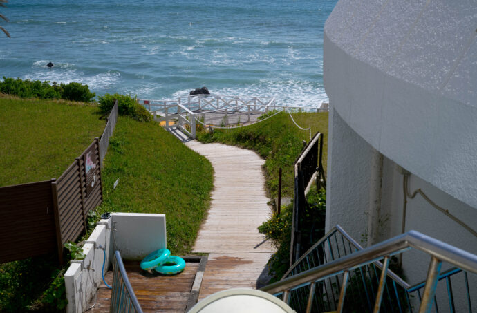 下田プリンスホテル SHIMODAPRINCE HOTEL しもだぷりんすほてる 静岡絶景 静岡の沖縄  シモダ SHIMODA  （株）富屋酒店 かぶしきがいしゃ とみやさけてん カブシキガイシャ　トミヤサケテン TOMIYA SAKETEN 　愛知県名古屋市瑞穂区上坂町1-41-2　地酒屋　豊盃　HOUHAI ほうはい　ホーハイ　三浦酒造  MIURASHUZO日高見　ひたかみ　ヒタカミ HITAKAMI  平孝酒造　HIRAKOSHUZO 天の戸 アマノト　あまのと　AMANOTO　浅舞酒造 ASAMAISHUZO　飛露喜 HIROKISHUZOHONTEN　廣木酒造本店　HIROK　大那 DAINA　ダイナ　だいな　菊の里酒造　KIKUNOSATOSHUZO　旭興　KYOKUKO　きょくこう　キョクコウ　渡邉酒造　WATANABESHUZO　仙禽 SENKIN　せんきん　センキン（株）せんきん SENKIN鶴齢　カクレイ　かくれい KAKUREI　青木酒造　AOKISHUZO謙信 ケンシン　けんしん KENSHIN池田屋酒造 IKEDAYASHUZO 白岳仙 HAKUGAKUSEN　ハクガクセン　はくがくせん　安本酒造 YASUMOTOSHUZO 群馬泉 グンマイズミ　ぐんまいずみ 島岡酒造 SHIMAOKASHUZO  喜久醉 きくよい キクヨイKIKUYOI 青島酒造 AOSHIMASHUZO 長珍 ちょうちん　チョウチン長珍酒造CHOCHINSHUZO　みねたからみりん　峯寳 味醂　一子相伝 ミネタカラ　いっしそうでん　イッシソウデン　小笠原味醂 OGASAWARA MIRIN

瀧自慢　たきじまん　タキジマン　瀧自慢酒造　TAKIZIMANSHUZO　田光　TABIKA 早川酒造  HAYAKAWASHUZO　作　ZAKU ざく ザク 清水清三郎商店 SHIMIZUSEIZABUROSHOTEN  篠峯　櫛羅　しのみね　シノミネ　くじら　クジラ　千代酒造　CHIYOSHUZO　雑賀　さいか　サイカ　九重雑賀  KOKONOESAIKA　紀土　鶴梅　無量山　きっど　キッド　KID 　ツルウメ　つるうめ　TURUUME　ムリョウザン　むりょうざん　MURYOZAN　平和酒造　HEIWASHUZO　蒼空　そうくう　ソウクウ　SÔKÛ　藤岡酒造　HUJIOKASHUZO 　宝剣　HOUKEN  宝剣酒造　ほうけんしゅぞう　ホウケンシュゾウ　HOKENSHUZO　清酒竹鶴　小笹屋竹鶴　せいしゅたけつる　セイシュタケツル　おささやたけつる　オササヤタケツル　竹鶴酒造　TAKETURUSHUZO
石鎚　いしづち　イシヅチ　石鎚酒造　ISHIDUCHISHUZO　土佐しらぎく　とさしらぎく　トサシラギク　仙頭酒造場　せんとうしゅぞうじょう　SENDOSHUZOZYO　アルガブランカ　ARUGABURANKA勝沼醸造　KATUNUMAJÔZÔ　ドメーヌソガ　ソガ・ペール・エ・フィス SOGA PELE ET FIS　オブセワイナリー　OBUSEWINERY　ドメーヌタカヒコ　DOMAINE TAKAHIKO　クリサワブラン　KURISAWA BLANC　ナカザワワイナリー　NAKAZAWA WINERY　さつま寿　SATUMA KOTOBUKI 　尾込商店 OGOME SHOTEN  蔵の師魂 KURANOSHIKON  小正醸造　KOMASA ＪÔＺÔ　天狗櫻 TENGUSAKURA  白石酒蔵　SHIRAISHISHUZO  しま千両 SHIMASENRYO　高崎酒蔵  TAKASAKISHUZO  杜氏潤平　TOJIJUNPEI  小玉醸造  KODAMAJOZO  赤鹿毛　青鹿毛  AKAKAGE   AOKAGE　柳田酒蔵  YANAGIDASHUZO　舞香　MAIKA　泰明　TAIMEI　藤居醸造　HUZIIJÔＺÔ　池の露　特酎天草　IKENOTUYU  TOKUCHU  AMAKUSA　壱乃醸　飛乃流　朝日　ICHINOJO  HINORYU　ASAHI　朝日酒造　ASAHISHUZO　龍宮　RYUGU 富田酒造場　TOMITASHUZOJO　鳥飼 TORIKAI　鳥飼酒造　TORIKAISHUZO　極楽 GOIKURAKU　林酒造場 HAYASHISHUZOJO　屋久の島大自然林　酔麦香　YAKUNOSHIMA DAISHIZENRIN SUIBASKUKA　本坊酒造　HONBOSHUZO
金峰　金峰荒蘆過  KINPO　KINPOARAROKA　宇都酒造　UTOSHUZO　北谷長老　CHYATANCHÔＲÔ　北谷酒造　CHYATANSHUZO　山原くいな　YAMBARUKUINA　やんばる酒造　YAMBARUSHUZO　2024年春オープン予定 いいねタウン瑞穂 iiNE マルシェ内　グランクレア瑞穂 いいねタウン瑞穂  愛知県名古屋市瑞穂区宝田町四丁目2番、3番2　春敲町三丁目23番1（地番） 魚太郎　UOTARO MIZUHO うおたろう　ウオタロウ　なごやみずほてん　ナゴヤミズホテン　 名古屋瑞穂店  車で1分　徒歩5分　丸明 瑞穂店  MARUAKI MIZUHO　マルアキ ミズホテン　まるあき みずほてん　 徒歩10分　車3分　焼肉 美奈登  ヤキニクミナト　やきにくみなと YAKINIKU MINATO 車で2分　徒歩10分  どての品川　DOTENO SHINAGAWA　ドテノシナガワ　どてのしながわ　車で30秒　徒歩1分昇福亭　SHOHUKUTEI しょうふくてい　ショウフクテイ 街中華　マニア　大盛り　個性派  車で5分　徒歩15分  名店 近くにたくさんあり　堀田バンザイ　牛巻バンザイ　名古屋のへそ

