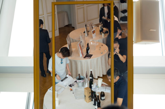ヴァンパッション シィヤンパーニュ インデント試飲会  2025年5月28日（水） VAN PASSION The33 Tea＆Bar Terrace  大阪府大阪市北区梅田2-4-9 ブリーゼブリーゼ33階  ジャクソン JACQUESSON cuvee748 cuvvee743 Degorgement Tradif  エヴリ・ウーリエ Egly‐Ouriet 
（株）富屋酒店 かぶしきがいしゃ とみやさけてん カブシキガイシャ　トミヤサケテン TOMIYA SAKETEN 　愛知県名古屋市瑞穂区上坂町1-41-2　地酒屋　豊盃　HOUHAI ほうはい　ホーハイ　三浦酒造  MIURASHUZO日高見　ひたかみ　ヒタカミ HITAKAMI  平孝酒造　HIRAKOSHUZO 天の戸 アマノト　あまのと　AMANOTO　浅舞酒造ASAMAISHUZO　飛露喜 HIROKISHUZOHONTEN　廣木酒造本店　HIROK　大那 DAINA　ダイナ　だいな　菊の里酒造　KIKUNOSATOSHUZO　旭興　KYOKUKO　きょくこう　キョクコウ　渡邉酒造　WATANABESHUZO　仙禽 SENKIN　せんきん　センキン（株）せんきん SENKIN鶴齢　カクレイ　かくれい KAKUREI　青木酒造　AOKISHUZO謙信 ケンシン　けんしん KENSHIN池田屋酒造 IKEDAYASHUZO 白岳仙 HAKUGAKUSEN　ハクガクセン　はくがくせん　安本酒造 YASUMOTOSHUZO 群馬泉 グンマイズミ　ぐんまいずみ 島岡酒造 SHIMAOKASHUZO  喜久醉 きくよい キクヨイKIKUYOI 青島酒造 AOSHIMASHUZO 長珍 ちょうちん　チョウチン長珍酒造CHOCHINSHUZO　みねたからみりん　峯寳 味醂　一子相伝 ミネタカラ　いっしそうでん　イッシソウデン　小笠原味醂 OGASAWARA MIRIN

瀧自慢　たきじまん　タキジマン　瀧自慢酒造　TAKIZIMANSHUZO　田光　TABIKA 早川酒造  HAYAKAWASHUZO　作　ZAKU ざく ザク 清水清三郎商店 SHIMIZUSEIZABUROSHOTEN  篠峯　櫛羅　しのみね　シノミネ　くじら　クジラ　千代酒造　CHIYOSHUZO　雑賀　さいか　サイカ　九重雑賀  KOKONOESAIKA　紀土　鶴梅　無量山　きっど　キッド　KID 　ツルウメ　つるうめ　TURUUME　ムリョウザン　むりょうざん　MURYOZAN　平和酒造　HEIWASHUZO　蒼空　そうくう　ソウクウ　SÔKÛ　藤岡酒造　HUJIOKASHUZO 　宝剣　HOUKEN  宝剣酒造　ほうけんしゅぞう　ホウケンシュゾウ　HOKENSHUZO　清酒竹鶴　小笹屋竹鶴　せいしゅたけつる　セイシュタケツル　おささやたけつる　オササヤタケツル　竹鶴酒造　TAKETURUSHUZO
石鎚　いしづち　イシヅチ　石鎚酒造　ISHIDUCHISHUZO　土佐しらぎく　とさしらぎく　トサシラギク　仙頭酒造場　せんとうしゅぞうじょう　SENDOSHUZOZYO
　
 ブルゴーニュワイン　BOURGOGNE  ボルドーワイン　BORDEAUXカリフォルニアワイン CALIFORNIA  シャンパーニュ  SHAMPAGNEアルザスワイン ALSACE ドイツワイン WEIN GERMAN WINE 専門店　ライカM11　ズミルックス50　レンズ　代表　上田豊二　　きき酒師　焼酎アドバイザー　シャンパーニュシュヴァリエ　堀田駅より徒歩10分　熱田神宮駅より徒歩10分
市バス　牛巻より徒歩３分　地下鉄堀田駅より徒歩１５分　名古屋高速堀田出口より車で２分　牛巻交差点より徒歩５分　レトロ街並み　瓦屋根　裏道　大通りより二本入る　CLASSIC CARクラッシックカー CLASSIC BIKE　クラッシックバイク INTERIA　インテリア　　FASHION　ファッション　MUSIC　音楽　LOVE　SAKE SHOP　酒屋
センス　クリエイト　おたく　　MANIAマニア MOVIE　映画　CINEMA シネマ　2024年春オープン予定 いいねタウン瑞穂 iiNE マルシェ内　グランクレア瑞穂 いいねタウン瑞穂  愛知県名古屋市瑞穂区宝田町四丁目2番、3番2　春敲町三丁目23番1（地番） 魚太郎　UOTARO MIZUHO うおたろう　ウオタロウ　なごやみずほてん　ナゴヤミズホテン　 名古屋瑞穂店  車で1分　徒歩5分　丸明 瑞穂店  MARUAKI MIZUHO　マルアキ ミズホテン　まるあき みずほてん　 徒歩10分　車3分　焼肉 美奈登  ヤキニクミナト　やきにくみなと YAKINIKU MINATO 車で2分　徒歩10分  どての品川　DOTENO SHINAGAWA　ドテノシナガワ　どてのしながわ　車で30秒　徒歩1分昇福亭　SHOHUKUTEI しょうふくてい　ショウフクテイ 街中華　マニア　大盛り　個性派  車で5分　徒歩15分  名店 近くにたくさんあり　堀田バンザイ　牛巻バンザイ　名古屋のへそ


