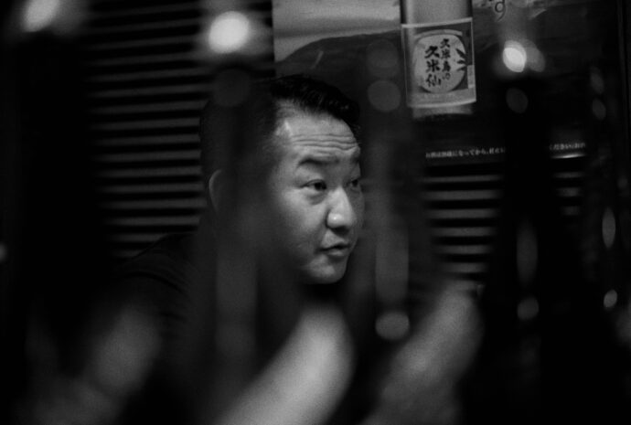 地炉の間 じろのま ジロノマ JIRONOMA  地酒バー 居酒屋 　大那の会  2025年6月4日（水）開催 
愛知県名古屋市中区錦3-14-20 ヤマタケビル2F  （株）富屋酒店 かぶしきがいしゃ とみやさけてん カブシキガイシャ　トミヤサケテン TOMIYA SAKETEN 　愛知県名古屋市瑞穂区上坂町1-41-2　地酒屋　豊盃　HOUHAI ほうはい　ホーハイ　三浦酒造  MIURASHUZO日高見　ひたかみ　ヒタカミ HITAKAMI  平孝酒造　HIRAKOSHUZO 天の戸 アマノト　あまのと　AMANOTO　浅舞酒造ASAMAISHUZO　飛露喜 HIROKISHUZOHONTEN　廣木酒造本店　HIROK　大那 DAINA　ダイナ　だいな　菊の里酒造　KIKUNOSATOSHUZO　旭興　KYOKUKO　きょくこう　キョクコウ　渡邉酒造　WATANABESHUZO　仙禽 SENKIN　せんきん　センキン（株）せんきん SENKIN鶴齢　カクレイ　かくれい KAKUREI　青木酒造　AOKISHUZO謙信 ケンシン　けんしん KENSHIN池田屋酒造 IKEDAYASHUZO 白岳仙 HAKUGAKUSEN　ハクガクセン　はくがくせん　安本酒造 YASUMOTOSHUZO 群馬泉 グンマイズミ　ぐんまいずみ 島岡酒造 SHIMAOKASHUZO  喜久醉 きくよい キクヨイKIKUYOI 青島酒造 AOSHIMASHUZO 長珍 ちょうちん　チョウチン長珍酒造CHOCHINSHUZO　みねたからみりん　峯寳 味醂　一子相伝 ミネタカラ　いっしそうでん　イッシソウデン　小笠原味醂 OGASAWARA MIRIN

瀧自慢　たきじまん　タキジマン　瀧自慢酒造　TAKIZIMANSHUZO　田光　TABIKA 早川酒造  HAYAKAWASHUZO　作　ZAKU ざく ザク 清水清三郎商店 SHIMIZUSEIZABUROSHOTEN  篠峯　櫛羅　しのみね　シノミネ　くじら　クジラ　千代酒造　CHIYOSHUZO　雑賀　さいか　サイカ　九重雑賀  KOKONOESAIKA　紀土　鶴梅　無量山　きっど　キッド　KID 　ツルウメ　つるうめ　TURUUME　ムリョウザン　むりょうざん　MURYOZAN　平和酒造　HEIWASHUZO　蒼空　そうくう　ソウクウ　SÔKÛ　藤岡酒造　HUJIOKASHUZO 　宝剣　HOUKEN  宝剣酒造　ほうけんしゅぞう　ホウケンシュゾウ　HOKENSHUZO　清酒竹鶴　小笹屋竹鶴　せいしゅたけつる　セイシュタケツル　おささやたけつる　オササヤタケツル　竹鶴酒造　TAKETURUSHUZO
石鎚　いしづち　イシヅチ　石鎚酒造　ISHIDUCHISHUZO　土佐しらぎく　とさしらぎく　トサシラギク　仙頭酒造場　せんとうしゅぞうじょう　SENDOSHUZOZYO
　
 ブルゴーニュワイン　BOURGOGNE  ボルドーワイン　BORDEAUXカリフォルニアワイン CALIFORNIA  シャンパーニュ  SHAMPAGNEアルザスワイン ALSACE ドイツワイン WEIN GERMAN WINE 専門店　ライカM11　ズミルックス50　レンズ　代表　上田豊二　　きき酒師　焼酎アドバイザー　シャンパーニュシュヴァリエ　堀田駅より徒歩10分　熱田神宮駅より徒歩10分
市バス　牛巻より徒歩３分　地下鉄堀田駅より徒歩１５分　名古屋高速堀田出口より車で２分　牛巻交差点より徒歩５分　レトロ街並み　瓦屋根　裏道　大通りより二本入る　CLASSIC CARクラッシックカー CLASSIC BIKE　クラッシックバイク INTERIA　インテリア　　FASHION　ファッション　MUSIC　音楽　LOVE　SAKE SHOP　酒屋
センス　クリエイト　おたく　　MANIAマニア MOVIE　映画　CINEMA シネマ　2024年春オープン予定 いいねタウン瑞穂 iiNE マルシェ内　グランクレア瑞穂 いいねタウン瑞穂  愛知県名古屋市瑞穂区宝田町四丁目2番、3番2　春敲町三丁目23番1（地番） 魚太郎　UOTARO MIZUHO うおたろう　ウオタロウ　なごやみずほてん　ナゴヤミズホテン　 名古屋瑞穂店  車で1分　徒歩5分　丸明 瑞穂店  MARUAKI MIZUHO　マルアキ ミズホテン　まるあき みずほてん　 徒歩10分　車3分　焼肉 美奈登  ヤキニクミナト　やきにくみなと YAKINIKU MINATO 車で2分　徒歩10分  どての品川　DOTENO SHINAGAWA　ドテノシナガワ　どてのしながわ　車で30秒　徒歩1分昇福亭　SHOHUKUTEI しょうふくてい　ショウフクテイ 街中華　マニア　大盛り　個性派  車で5分　徒歩15分  名店 近くにたくさんあり　堀田バンザイ　牛巻バンザイ　名古屋のへそ
菊の里酒造　大那　KIKUNOSATOSHUZO　DAINA　阿久津　信　AKUTU MAKOTO　代表取締役兼杜氏　栃木県大田原市片府田302-2　創業 慶応2年（1866年）　那須高原の南端に穏やかに広がる田園地帯。侍塚古墳、那須国造碑（日本三古碑）など、数々の歴史的遺産を有する古墳の里。
那珂川とその支流である菷川や蛇尾川がながれ市内のあちこちに、清水や湧水が見られる。慶応2年（1866年）創業。「一流」「君の友」等、代々の銘柄を経て昭和30年（1955年）に菊の里酒造に発展し、現在は主力銘柄「大那」を中心にリキュールなども製造し現在にいたる。大いなる那須の大地の恵みが育んだ手造り清酒「大那」大那特別純米　大那超辛口純米　大那純米吟醸東条産山田錦無濾過生酒　大那特別純米生酛無濾過生酒　大那純米大吟醸斗瓶囲い全国新酒鑑評会出品酒富屋酒店オリジナル500ｍｌボトル　大那仕込み水　大那純米吟醸スパークリング
株式会社富屋酒店　トミヤサケテン　とみやさけてん TOMIYA　SAKETEN　NAGOYA　愛知県名古屋市瑞穂区上坂町1-41-2 tomiya-saketen.com　特約店　特約流通　地酒　ワイン　専門店　 社長　代表　上田豊二　利き酒師　焼酎アドバイザー　シャンパーニュシュヴァリエ　おたく　マニア　堀田駅　熱田神宮駅
名古屋高速　堀田出口すぐ　牛巻交差点すぐ　レトロ街並み　瓦屋根
クラッシックカー　クラッシックバイク　インテリア　ファッション　音楽
センス　クリエイト　おたく　マニア　イキに。ステキに。ナツニハジケルSPARKLING。「大那　DAINA　純米吟醸　＜スパークリング　SPARKLING＞　2023」真夏の低アルコールの旨さを改めて感じさせてくれる素敵な作品。「大那　DAINA　特別純米13　＜低アルコール原酒　LOW  ALCOHOL＞　2023」旨さと飲みやすさの軽快さが真夏ののどごしを潤す。「大那　DAINA　特別純米13　＜低アルコール原酒　LOW ALCOHOL 13＞　2023」夏越しの淡い旨味が心にシミル。「大那　DAINA　純米吟醸　＜夏越し純吟　NATUGOSHI＞　仕込み十九号　無濾過生詰　2023
まろやかな那須産美山錦の味わいが酷暑のヨルを癒す。「大那　DAINA　夏越し純吟　NATUGOSHIJUNGIN　仕込み十九号　無濾過生詰　2023」不動の人気を誇る辛口純米酒の代名詞のひとつ。「大那　DAINA　超辛口純米　SUPERDRY JUNMAI    2023」【TOMIYA  SPECIAL SPECIAL SPECIAL MODEL】「URA DAINA 2023」まったりとスムースに。秋の装いを感じる癒しなひやおろし。「大那　DAINA  特別純米　＜ひやおろし　HIYAOROSHI＞　2023」爽やかさと瑞々しさ溢れるDRYな味わいを。【TOMIYA SPECIAL SPECIAL SPECIAL MODEL】「URA DAINA 2023」極上の艶感と大自然が育む仕込み水とが融合した最高の心地よさを 「大那   DAINA　純米吟醸   ＜東条産 愛山 TOJO AIYAMA＞  R5BY」＜新たな＞大那の世界観を 世界に代表する作品として  「大那   DAINA   純米大吟醸  ＜新たな  ARATANA＞  2023」The environment that nurtured ARATANA（株）富屋酒店 かぶしきがいしゃ とみやさけてん カブシキガイシャ　トミヤサケテン TOMIYA SAKETEN 　愛知県名古屋市瑞穂区上坂町1-41-2　地酒屋　豊盃　HOUHAI ほうはい　ホーハイ　三浦酒造  MIURASHUZO日高見　ひたかみ　ヒタカミ HITAKAMI  平孝酒造　HIRAKOSHUZO 天の戸 アマノト　あまのと　AMANOTO　浅舞酒造 ASAMAISHUZO　飛露喜 HIROKISHUZOHONTEN　廣木酒造本店　HIROK　大那 DAINA　ダイナ　だいな　菊の里酒造　KIKUNOSATOSHUZO　旭興　KYOKUKO　きょくこう　キョクコウ　渡邉酒造　WATANABESHUZO　仙禽 SENKIN　せんきん　センキン（株）せんきん SENKIN鶴齢　カクレイ　かくれい KAKUREI　青木酒造　AOKISHUZO謙信 ケンシン　けんしん KENSHIN池田屋酒造 IKEDAYASHUZO 白岳仙 HAKUGAKUSEN　ハクガクセン　はくがくせん　安本酒造 YASUMOTOSHUZO 群馬泉 グンマイズミ　ぐんまいずみ 島岡酒造 SHIMAOKASHUZO  喜久醉 きくよい キクヨイKIKUYOI 青島酒造 AOSHIMASHUZO 長珍 ちょうちん　チョウチン長珍酒造CHOCHINSHUZO　みねたからみりん　峯寳 味醂　一子相伝 ミネタカラ　いっしそうでん　イッシソウデン　小笠原味醂 OGASAWARA MIRIN

瀧自慢　たきじまん　タキジマン　瀧自慢酒造　TAKIZIMANSHUZO　田光　TABIKA 早川酒造  HAYAKAWASHUZO　作　ZAKU ざく ザク 清水清三郎商店 SHIMIZUSEIZABUROSHOTEN  篠峯　櫛羅　しのみね　シノミネ　くじら　クジラ　千代酒造　CHIYOSHUZO　雑賀　さいか　サイカ　九重雑賀  KOKONOESAIKA　紀土　鶴梅　無量山　きっど　キッド　KID 　ツルウメ　つるうめ　TURUUME　ムリョウザン　むりょうざん　MURYOZAN　平和酒造　HEIWASHUZO　蒼空　そうくう　ソウクウ　SÔKÛ　藤岡酒造　HUJIOKASHUZO 　宝剣　HOUKEN  宝剣酒造　ほうけんしゅぞう　ホウケンシュゾウ　HOKENSHUZO　清酒竹鶴　小笹屋竹鶴　せいしゅたけつる　セイシュタケツル　おささやたけつる　オササヤタケツル　竹鶴酒造　TAKETURUSHUZO
石鎚　いしづち　イシヅチ　石鎚酒造　ISHIDUCHISHUZO　土佐しらぎく　とさしらぎく　トサシラギク　仙頭酒造場　せんとうしゅぞうじょう　SENDOSHUZOZYO　アルガブランカ　ARUGABURANKA勝沼醸造　KATUNUMAJÔZÔ　ドメーヌソガ　ソガ・ペール・エ・フィス SOGA PELE ET FIS　オブセワイナリー　OBUSEWINERY　ドメーヌタカヒコ　DOMAINE TAKAHIKO　クリサワブラン　KURISAWA BLANC　ナカザワワイナリー　NAKAZAWA WINERY　さつま寿　SATUMA KOTOBUKI 　尾込商店 OGOME SHOTEN  蔵の師魂 KURANOSHIKON  小正醸造　KOMASA ＪÔＺÔ　天狗櫻 TENGUSAKURA  白石酒蔵　SHIRAISHISHUZO  しま千両 SHIMASENRYO　高崎酒蔵  TAKASAKISHUZO  杜氏潤平　TOJIJUNPEI  小玉醸造  KODAMAJOZO  赤鹿毛　青鹿毛  AKAKAGE   AOKAGE　柳田酒蔵  YANAGIDASHUZO　舞香　MAIKA　泰明　TAIMEI　藤居醸造　HUZIIJÔＺÔ　池の露　特酎天草　IKENOTUYU  TOKUCHU  AMAKUSA　壱乃醸　飛乃流　朝日　ICHINOJO  HINORYU　ASAHI　朝日酒造　ASAHISHUZO　龍宮　RYUGU 富田酒造場　TOMITASHUZOJO　鳥飼 TORIKAI　鳥飼酒造　TORIKAISHUZO　極楽 GOIKURAKU　林酒造場 HAYASHISHUZOJO　屋久の島大自然林　酔麦香　YAKUNOSHIMA DAISHIZENRIN SUIBASKUKA　本坊酒造　HONBOSHUZO
金峰　金峰荒蘆過  KINPO　KINPOARAROKA　宇都酒造　UTOSHUZO　北谷長老　CHYATANCHÔＲÔ　北谷酒造　CHYATANSHUZO　山原くいな　YAMBARUKUINA　やんばる酒造　YAMBARUSHUZO　
ゑびすや　御器所　焼き鳥　居酒屋　愛知県名古屋市昭和区石仏町2-4
安定感　大将　情熱　日本酒　ワイン　充実　富屋酒店フルラインナップ
長年のパートナー　絶対的信頼関係　ベーシックなメニューの旨さ　抜群
ブルゴーニュ　充実　ワインマニア　ソムリエ　ラック・コーポレーション
ハスミワイン　ヌーヴェル・セレクション　オルヴォー　テラヴェール
宝剣　豊盃　白岳仙　長珍　紀土　田光　大那　飛露喜　土佐しらぎく
日高見　瀧自慢　櫛羅　篠峯　相模灘　竹鶴　旭興　雑賀　喜久醉
（株）富屋酒店 かぶしきがいしゃ とみやさけてん カブシキガイシャ　トミヤサケテン TOMIYA SAKETEN 　愛知県名古屋市瑞穂区上坂町1-41-2　地酒屋　豊盃　HOUHAI ほうはい　ホーハイ　三浦酒造  MIURASHUZO日高見　ひたかみ　ヒタカミ HITAKAMI  平孝酒造　HIRAKOSHUZO 天の戸 アマノト　あまのと　AMANOTO　浅舞酒造 ASAMAISHUZO　飛露喜 HIROKISHUZOHONTEN　廣木酒造本店　HIROK　大那 DAINA　ダイナ　だいな　菊の里酒造　KIKUNOSATOSHUZO　旭興　KYOKUKO　きょくこう　キョクコウ　渡邉酒造　WATANABESHUZO　仙禽 SENKIN　せんきん　センキン（株）せんきん SENKIN鶴齢　カクレイ　かくれい KAKUREI　青木酒造　AOKISHUZO謙信 ケンシン　けんしん KENSHIN池田屋酒造 IKEDAYASHUZO 白岳仙 HAKUGAKUSEN　ハクガクセン　はくがくせん　安本酒造 YASUMOTOSHUZO 群馬泉 グンマイズミ　ぐんまいずみ 島岡酒造 SHIMAOKASHUZO  喜久醉 きくよい キクヨイKIKUYOI 青島酒造 AOSHIMASHUZO 長珍 ちょうちん　チョウチン長珍酒造CHOCHINSHUZO　みねたからみりん　峯寳 味醂　一子相伝 ミネタカラ　いっしそうでん　イッシソウデン　小笠原味醂 OGASAWARA MIRIN

瀧自慢　たきじまん　タキジマン　瀧自慢酒造　TAKIZIMANSHUZO　田光　TABIKA 早川酒造  HAYAKAWASHUZO　作　ZAKU ざく ザク 清水清三郎商店 SHIMIZUSEIZABUROSHOTEN  篠峯　櫛羅　しのみね　シノミネ　くじら　クジラ　千代酒造　CHIYOSHUZO　雑賀　さいか　サイカ　九重雑賀  KOKONOESAIKA　紀土　鶴梅　無量山　きっど　キッド　KID 　ツルウメ　つるうめ　TURUUME　ムリョウザン　むりょうざん　MURYOZAN　平和酒造　HEIWASHUZO　蒼空　そうくう　ソウクウ　SÔKÛ　藤岡酒造　HUJIOKASHUZO 　宝剣　HOUKEN  宝剣酒造　ほうけんしゅぞう　ホウケンシュゾウ　HOKENSHUZO　清酒竹鶴　小笹屋竹鶴　せいしゅたけつる　セイシュタケツル　おささやたけつる　オササヤタケツル　竹鶴酒造　TAKETURUSHUZO
石鎚　いしづち　イシヅチ　石鎚酒造　ISHIDUCHISHUZO　土佐しらぎく　とさしらぎく　トサシラギク　仙頭酒造場　せんとうしゅぞうじょう　SENDOSHUZOZYO
　
 ブルゴーニュワイン　BOURGOGNE  ボルドーワイン　BORDEAUXカリフォルニアワイン CALIFORNIA  シャンパーニュ  SHAMPAGNEアルザスワイン ALSACE ドイツワイン WEIN GERMAN WINE 専門店　ライカM11　ズミルックス50　レンズ　代表　上田豊二　　きき酒師　焼酎アドバイザー　シャンパーニュシュヴァリエ　堀田駅より徒歩10分　熱田神宮駅より徒歩10分雄町の魅力を大那流に表現した名古屋発信の唯一無二の作品 「大那  DAINA  【TOMIYA ORIGINAL】＜オマチダイナ  OMACHI DAINA＞  2024」
市バス　牛巻より徒歩３分　地下鉄堀田駅より徒歩１５分　名古屋高速堀田出口より車で２分　牛巻交差点より徒歩５分　レトロ街並み　瓦屋根　裏道　大通りより二本入る　CLASSIC CARクラッシックカー CLASSIC BIKE　クラッシックバイク INTERIA　インテリア　　FASHION　ファッション　MUSIC　音楽　LOVE　SAKE SHOP　酒屋
センス　クリエイト　おたく　　MANIAマニア MOVIE　映画　CINEMA シネマ　2024年春オープン予定 いいねタウン瑞穂 iiNE マルシェ内　グランクレア瑞穂 いいねタウン瑞穂  愛知県名古屋市瑞穂区宝田町四丁目2番、3番2　春敲町三丁目23番1（地番） 魚太郎　UOTARO MIZUHO うおたろう　ウオタロウ　なごやみずほてん　ナゴヤミズホテン　 名古屋瑞穂店  車で1分　徒歩5分　丸明 瑞穂店  MARUAKI MIZUHO　マルアキ ミズホテン　まるあき みずほてん　 徒歩10分　車3分　焼肉 美奈登  ヤキニクミナト　やきにくみなと YAKINIKU MINATO 車で2分　徒歩10分  どての品川　DOTENO SHINAGAWA　ドテノシナガワ　どてのしながわ　車で30秒　徒歩1分昇福亭　SHOHUKUTEI しょうふくてい　ショウフクテイ 街中華　マニア　大盛り　個性派  車で5分　徒歩15分  名店 近くにたくさんあり　堀田バンザイ　牛巻バンザイ　名古屋のへそ
活き活きとしたフレッシュさを全身で味わうエクスタシー「大那  DAINA  特別純米   仕込み壱号 ＜初しぼり  HASTUSHIBORI＞  R5BY」美しき味わいと優しさが共存する癒しのジュンダイ  「大那  DAINA  純米大吟醸   ＜夢ささら35  YUMESASARA＞  2023」那須五百万石のピュアさとポテンシャルを存分に味わう  「大那　DAINA  純米吟醸   ＜あらばしり  生酒   ARABASHIRI＞ R5BY」雄町のふくよかさを大那流に表現した別注品【TOMIYA SPECIAL SPECIAL SPECIAL MODEL】「DAINA OMACHI ダイナオマチ  2024」

