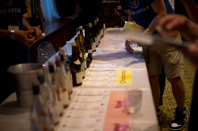 WINE TO SYTYLE 名古屋試飲会 2025 ワイン・トゥ・スタイル THE CONDER HOUSE ザ・コンダー・ハウス 愛知県名古屋市中区錦2-20-25 ボランジェ BOLLINGER  CHAMPAGNE BOURGOGNE CALIFORNIA シャンパーニュ ブルゴーニュ カリフォルニア
（株）富屋酒店 かぶしきがいしゃ とみやさけてん カブシキガイシャ　トミヤサケテン TOMIYA SAKETEN 　愛知県名古屋市瑞穂区上坂町1-41-2　地酒屋　豊盃　HOUHAI ほうはい　ホーハイ　三浦酒造  MIURASHUZO日高見　ひたかみ　ヒタカミ HITAKAMI  平孝酒造　HIRAKOSHUZO 天の戸 アマノト　あまのと　AMANOTO　浅舞酒造ASAMAISHUZO　飛露喜 HIROKISHUZOHONTEN　廣木酒造本店　HIROK　大那 DAINA　ダイナ　だいな　菊の里酒造　KIKUNOSATOSHUZO　旭興　KYOKUKO　きょくこう　キョクコウ　渡邉酒造　WATANABESHUZO　仙禽 SENKIN　せんきん　センキン（株）せんきん SENKIN鶴齢　カクレイ　かくれい KAKUREI　青木酒造　AOKISHUZO謙信 ケンシン　けんしん KENSHIN池田屋酒造 IKEDAYASHUZO 白岳仙 HAKUGAKUSEN　ハクガクセン　はくがくせん　安本酒造 YASUMOTOSHUZO 群馬泉 グンマイズミ　ぐんまいずみ 島岡酒造 SHIMAOKASHUZO  喜久醉 きくよい キクヨイKIKUYOI 青島酒造 AOSHIMASHUZO 長珍 ちょうちん　チョウチン長珍酒造CHOCHINSHUZO　みねたからみりん　峯寳 味醂　一子相伝 ミネタカラ　いっしそうでん　イッシソウデン　小笠原味醂 OGASAWARA MIRIN

瀧自慢　たきじまん　タキジマン　瀧自慢酒造　TAKIZIMANSHUZO　田光　TABIKA 早川酒造  HAYAKAWASHUZO　作　ZAKU ざく ザク 清水清三郎商店 SHIMIZUSEIZABUROSHOTEN  篠峯　櫛羅　しのみね　シノミネ　くじら　クジラ　千代酒造　CHIYOSHUZO　雑賀　さいか　サイカ　九重雑賀  KOKONOESAIKA　紀土　鶴梅　無量山　きっど　キッド　KID 　ツルウメ　つるうめ　TURUUME　ムリョウザン　むりょうざん　MURYOZAN　平和酒造　HEIWASHUZO　蒼空　そうくう　ソウクウ　SÔKÛ　藤岡酒造　HUJIOKASHUZO 　宝剣　HOUKEN  宝剣酒造　ほうけんしゅぞう　ホウケンシュゾウ　HOKENSHUZO　清酒竹鶴　小笹屋竹鶴　せいしゅたけつる　セイシュタケツル　おささやたけつる　オササヤタケツル　竹鶴酒造　TAKETURUSHUZO
石鎚　いしづち　イシヅチ　石鎚酒造　ISHIDUCHISHUZO　土佐しらぎく　とさしらぎく　トサシラギク　仙頭酒造場　せんとうしゅぞうじょう　SENDOSHUZOZYO
　
 ブルゴーニュワイン　BOURGOGNE  ボルドーワイン　BORDEAUXカリフォルニアワイン CALIFORNIA  シャンパーニュ  SHAMPAGNEアルザスワイン ALSACE ドイツワイン WEIN GERMAN WINE 専門店　ライカM11　ズミルックス50　レンズ　代表　上田豊二　　きき酒師　焼酎アドバイザー　シャンパーニュシュヴァリエ　堀田駅より徒歩10分　熱田神宮駅より徒歩10分
市バス　牛巻より徒歩３分　地下鉄堀田駅より徒歩１５分　名古屋高速堀田出口より車で２分　牛巻交差点より徒歩５分　レトロ街並み　瓦屋根　裏道　大通りより二本入る　CLASSIC CARクラッシックカー CLASSIC BIKE　クラッシックバイク INTERIA　インテリア　　FASHION　ファッション　MUSIC　音楽　LOVE　SAKE SHOP　酒屋
センス　クリエイト　おたく　　MANIAマニア MOVIE　映画　CINEMA シネマ　2024年春オープン予定 いいねタウン瑞穂 iiNE マルシェ内　グランクレア瑞穂 いいねタウン瑞穂  愛知県名古屋市瑞穂区宝田町四丁目2番、3番2　春敲町三丁目23番1（地番） 魚太郎　UOTARO MIZUHO うおたろう　ウオタロウ　なごやみずほてん　ナゴヤミズホテン　 名古屋瑞穂店  車で1分　徒歩5分　丸明 瑞穂店  MARUAKI MIZUHO　マルアキ ミズホテン　まるあき みずほてん　 徒歩10分　車3分　焼肉 美奈登  ヤキニクミナト　やきにくみなと YAKINIKU MINATO 車で2分　徒歩10分  どての品川　DOTENO SHINAGAWA　ドテノシナガワ　どてのしながわ　車で30秒　徒歩1分昇福亭　SHOHUKUTEI しょうふくてい　ショウフクテイ 街中華　マニア　大盛り　個性派  車で5分　徒歩15分  名店 近くにたくさんあり　堀田バンザイ　牛巻バンザイ　名古屋のへそ

