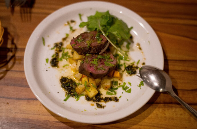 BISTRO LE CHEMIN ビストロ ルシュマン びすとろ るしゅまん 愛知県名古屋市中区錦1-14-12 AD錦ビル2f 国際センター 
（株）富屋酒店 かぶしきがいしゃ とみやさけてん カブシキガイシャ　トミヤサケテン TOMIYA SAKETEN 　愛知県名古屋市瑞穂区上坂町1-41-2　地酒屋　豊盃　HOUHAI ほうはい　ホーハイ　三浦酒造  MIURASHUZO日高見　ひたかみ　ヒタカミ HITAKAMI  平孝酒造　HIRAKOSHUZO 天の戸 アマノト　あまのと　AMANOTO　浅舞酒造ASAMAISHUZO　飛露喜 HIROKISHUZOHONTEN　廣木酒造本店　HIROK　大那 DAINA　ダイナ　だいな　菊の里酒造　KIKUNOSATOSHUZO　旭興　KYOKUKO　きょくこう　キョクコウ　渡邉酒造　WATANABESHUZO　仙禽 SENKIN　せんきん　センキン（株）せんきん SENKIN鶴齢　カクレイ　かくれい KAKUREI　青木酒造　AOKISHUZO謙信 ケンシン　けんしん KENSHIN池田屋酒造 IKEDAYASHUZO 白岳仙 HAKUGAKUSEN　ハクガクセン　はくがくせん　安本酒造 YASUMOTOSHUZO 群馬泉 グンマイズミ　ぐんまいずみ 島岡酒造 SHIMAOKASHUZO  喜久醉 きくよい キクヨイKIKUYOI 青島酒造 AOSHIMASHUZO 長珍 ちょうちん　チョウチン長珍酒造CHOCHINSHUZO　みねたからみりん　峯寳 味醂　一子相伝 ミネタカラ　いっしそうでん　イッシソウデン　小笠原味醂 OGASAWARA MIRIN

瀧自慢　たきじまん　タキジマン　瀧自慢酒造　TAKIZIMANSHUZO　田光　TABIKA 早川酒造  HAYAKAWASHUZO　作　ZAKU ざく ザク 清水清三郎商店 SHIMIZUSEIZABUROSHOTEN  篠峯　櫛羅　しのみね　シノミネ　くじら　クジラ　千代酒造　CHIYOSHUZO　雑賀　さいか　サイカ　九重雑賀  KOKONOESAIKA　紀土　鶴梅　無量山　きっど　キッド　KID 　ツルウメ　つるうめ　TURUUME　ムリョウザン　むりょうざん　MURYOZAN　平和酒造　HEIWASHUZO　蒼空　そうくう　ソウクウ　SÔKÛ　藤岡酒造　HUJIOKASHUZO 　宝剣　HOUKEN  宝剣酒造　ほうけんしゅぞう　ホウケンシュゾウ　HOKENSHUZO　清酒竹鶴　小笹屋竹鶴　せいしゅたけつる　セイシュタケツル　おささやたけつる　オササヤタケツル　竹鶴酒造　TAKETURUSHUZO
石鎚　いしづち　イシヅチ　石鎚酒造　ISHIDUCHISHUZO　土佐しらぎく　とさしらぎく　トサシラギク　仙頭酒造場　せんとうしゅぞうじょう　SENDOSHUZOZYO
　
 ブルゴーニュワイン　BOURGOGNE  ボルドーワイン　BORDEAUXカリフォルニアワイン CALIFORNIA  シャンパーニュ  SHAMPAGNEアルザスワイン ALSACE ドイツワイン WEIN GERMAN WINE 専門店　ライカM11　ズミルックス50　レンズ　代表　上田豊二　　きき酒師　焼酎アドバイザー　シャンパーニュシュヴァリエ　堀田駅より徒歩10分　熱田神宮駅より徒歩10分
市バス　牛巻より徒歩３分　地下鉄堀田駅より徒歩１５分　名古屋高速堀田出口より車で２分　牛巻交差点より徒歩５分　レトロ街並み　瓦屋根　裏道　大通りより二本入る　CLASSIC CARクラッシックカー CLASSIC BIKE　クラッシックバイク INTERIA　インテリア　　FASHION　ファッション　MUSIC　音楽　LOVE　SAKE SHOP　酒屋
センス　クリエイト　おたく　　MANIAマニア MOVIE　映画　CINEMA シネマ　2024年春オープン予定 いいねタウン瑞穂 iiNE マルシェ内　グランクレア瑞穂 いいねタウン瑞穂  愛知県名古屋市瑞穂区宝田町四丁目2番、3番2　春敲町三丁目23番1（地番） 魚太郎　UOTARO MIZUHO うおたろう　ウオタロウ　なごやみずほてん　ナゴヤミズホテン　 名古屋瑞穂店  車で1分　徒歩5分　丸明 瑞穂店  MARUAKI MIZUHO　マルアキ ミズホテン　まるあき みずほてん　 徒歩10分　車3分　焼肉 美奈登  ヤキニクミナト　やきにくみなと YAKINIKU MINATO 車で2分　徒歩10分  どての品川　DOTENO SHINAGAWA　ドテノシナガワ　どてのしながわ　車で30秒　徒歩1分昇福亭　SHOHUKUTEI しょうふくてい　ショウフクテイ 街中華　マニア　大盛り　個性派  車で5分　徒歩15分  名店 近くにたくさんあり　堀田バンザイ　牛巻バンザイ　名古屋のへそ
