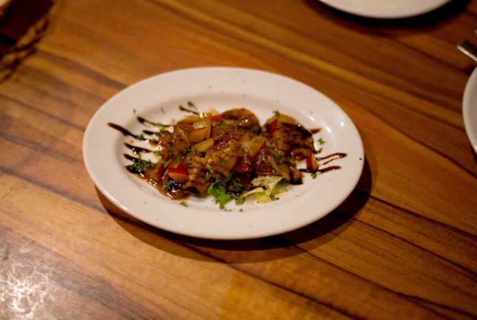 BISTRO LE CHEMIN ビストロ ルシュマン びすとろ るしゅまん 愛知県名古屋市中区錦1-14-12 AD錦ビル2f 国際センター 
（株）富屋酒店 かぶしきがいしゃ とみやさけてん カブシキガイシャ　トミヤサケテン TOMIYA SAKETEN 　愛知県名古屋市瑞穂区上坂町1-41-2　地酒屋　豊盃　HOUHAI ほうはい　ホーハイ　三浦酒造  MIURASHUZO日高見　ひたかみ　ヒタカミ HITAKAMI  平孝酒造　HIRAKOSHUZO 天の戸 アマノト　あまのと　AMANOTO　浅舞酒造ASAMAISHUZO　飛露喜 HIROKISHUZOHONTEN　廣木酒造本店　HIROK　大那 DAINA　ダイナ　だいな　菊の里酒造　KIKUNOSATOSHUZO　旭興　KYOKUKO　きょくこう　キョクコウ　渡邉酒造　WATANABESHUZO　仙禽 SENKIN　せんきん　センキン（株）せんきん SENKIN鶴齢　カクレイ　かくれい KAKUREI　青木酒造　AOKISHUZO謙信 ケンシン　けんしん KENSHIN池田屋酒造 IKEDAYASHUZO 白岳仙 HAKUGAKUSEN　ハクガクセン　はくがくせん　安本酒造 YASUMOTOSHUZO 群馬泉 グンマイズミ　ぐんまいずみ 島岡酒造 SHIMAOKASHUZO  喜久醉 きくよい キクヨイKIKUYOI 青島酒造 AOSHIMASHUZO 長珍 ちょうちん　チョウチン長珍酒造CHOCHINSHUZO　みねたからみりん　峯寳 味醂　一子相伝 ミネタカラ　いっしそうでん　イッシソウデン　小笠原味醂 OGASAWARA MIRIN

瀧自慢　たきじまん　タキジマン　瀧自慢酒造　TAKIZIMANSHUZO　田光　TABIKA 早川酒造  HAYAKAWASHUZO　作　ZAKU ざく ザク 清水清三郎商店 SHIMIZUSEIZABUROSHOTEN  篠峯　櫛羅　しのみね　シノミネ　くじら　クジラ　千代酒造　CHIYOSHUZO　雑賀　さいか　サイカ　九重雑賀  KOKONOESAIKA　紀土　鶴梅　無量山　きっど　キッド　KID 　ツルウメ　つるうめ　TURUUME　ムリョウザン　むりょうざん　MURYOZAN　平和酒造　HEIWASHUZO　蒼空　そうくう　ソウクウ　SÔKÛ　藤岡酒造　HUJIOKASHUZO 　宝剣　HOUKEN  宝剣酒造　ほうけんしゅぞう　ホウケンシュゾウ　HOKENSHUZO　清酒竹鶴　小笹屋竹鶴　せいしゅたけつる　セイシュタケツル　おささやたけつる　オササヤタケツル　竹鶴酒造　TAKETURUSHUZO
石鎚　いしづち　イシヅチ　石鎚酒造　ISHIDUCHISHUZO　土佐しらぎく　とさしらぎく　トサシラギク　仙頭酒造場　せんとうしゅぞうじょう　SENDOSHUZOZYO
　
 ブルゴーニュワイン　BOURGOGNE  ボルドーワイン　BORDEAUXカリフォルニアワイン CALIFORNIA  シャンパーニュ  SHAMPAGNEアルザスワイン ALSACE ドイツワイン WEIN GERMAN WINE 専門店　ライカM11　ズミルックス50　レンズ　代表　上田豊二　　きき酒師　焼酎アドバイザー　シャンパーニュシュヴァリエ　堀田駅より徒歩10分　熱田神宮駅より徒歩10分
市バス　牛巻より徒歩３分　地下鉄堀田駅より徒歩１５分　名古屋高速堀田出口より車で２分　牛巻交差点より徒歩５分　レトロ街並み　瓦屋根　裏道　大通りより二本入る　CLASSIC CARクラッシックカー CLASSIC BIKE　クラッシックバイク INTERIA　インテリア　　FASHION　ファッション　MUSIC　音楽　LOVE　SAKE SHOP　酒屋
センス　クリエイト　おたく　　MANIAマニア MOVIE　映画　CINEMA シネマ　2024年春オープン予定 いいねタウン瑞穂 iiNE マルシェ内　グランクレア瑞穂 いいねタウン瑞穂  愛知県名古屋市瑞穂区宝田町四丁目2番、3番2　春敲町三丁目23番1（地番） 魚太郎　UOTARO MIZUHO うおたろう　ウオタロウ　なごやみずほてん　ナゴヤミズホテン　 名古屋瑞穂店  車で1分　徒歩5分　丸明 瑞穂店  MARUAKI MIZUHO　マルアキ ミズホテン　まるあき みずほてん　 徒歩10分　車3分　焼肉 美奈登  ヤキニクミナト　やきにくみなと YAKINIKU MINATO 車で2分　徒歩10分  どての品川　DOTENO SHINAGAWA　ドテノシナガワ　どてのしながわ　車で30秒　徒歩1分昇福亭　SHOHUKUTEI しょうふくてい　ショウフクテイ 街中華　マニア　大盛り　個性派  車で5分　徒歩15分  名店 近くにたくさんあり　堀田バンザイ　牛巻バンザイ　名古屋のへそ
