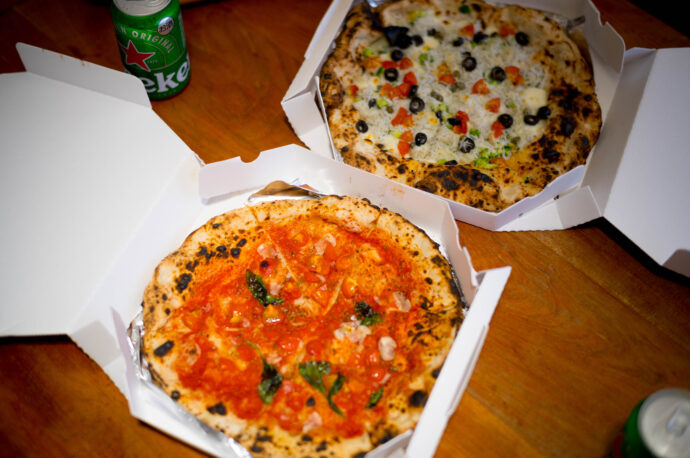 FermenCo. フェルメンコ PIZZALIA ピッツェリア 静岡県下田市吉佐見348-37　イズキュウ　イズ 伊豆急 シモダ　下田 入田浜海水浴場 （株）富屋酒店 かぶしきがいしゃ とみやさけてん カブシキガイシャ　トミヤサケテン TOMIYA SAKETEN 　愛知県名古屋市瑞穂区上坂町1-41-2　地酒屋　豊盃　HOUHAI ほうはい　ホーハイ　三浦酒造  MIURASHUZO日高見　ひたかみ　ヒタカミ HITAKAMI  平孝酒造　HIRAKOSHUZO 天の戸 アマノト　あまのと　AMANOTO　浅舞酒造ASAMAISHUZO　飛露喜 HIROKISHUZOHONTEN　廣木酒造本店　HIROK　大那 DAINA　ダイナ　だいな　菊の里酒造　KIKUNOSATOSHUZO　旭興　KYOKUKO　きょくこう　キョクコウ　渡邉酒造　WATANABESHUZO　仙禽 SENKIN　せんきん　センキン（株）せんきん SENKIN鶴齢　カクレイ　かくれい KAKUREI　青木酒造　AOKISHUZO謙信 ケンシン　けんしん KENSHIN池田屋酒造 IKEDAYASHUZO 白岳仙 HAKUGAKUSEN　ハクガクセン　はくがくせん　安本酒造 YASUMOTOSHUZO 群馬泉 グンマイズミ　ぐんまいずみ 島岡酒造 SHIMAOKASHUZO  喜久醉 きくよい キクヨイKIKUYOI 青島酒造 AOSHIMASHUZO 長珍 ちょうちん　チョウチン長珍酒造CHOCHINSHUZO　みねたからみりん　峯寳 味醂　一子相伝 ミネタカラ　いっしそうでん　イッシソウデン　小笠原味醂 OGASAWARA MIRIN

瀧自慢　たきじまん　タキジマン　瀧自慢酒造　TAKIZIMANSHUZO　田光　TABIKA 早川酒造  HAYAKAWASHUZO　作　ZAKU ざく ザク 清水清三郎商店 SHIMIZUSEIZABUROSHOTEN  篠峯　櫛羅　しのみね　シノミネ　くじら　クジラ　千代酒造　CHIYOSHUZO　雑賀　さいか　サイカ　九重雑賀  KOKONOESAIKA　紀土　鶴梅　無量山　きっど　キッド　KID 　ツルウメ　つるうめ　TURUUME　ムリョウザン　むりょうざん　MURYOZAN　平和酒造　HEIWASHUZO　蒼空　そうくう　ソウクウ　SÔKÛ　藤岡酒造　HUJIOKASHUZO 　宝剣　HOUKEN  宝剣酒造　ほうけんしゅぞう　ホウケンシュゾウ　HOKENSHUZO　清酒竹鶴　小笹屋竹鶴　せいしゅたけつる　セイシュタケツル　おささやたけつる　オササヤタケツル　竹鶴酒造　TAKETURUSHUZO
石鎚　いしづち　イシヅチ　石鎚酒造　ISHIDUCHISHUZO　土佐しらぎく　とさしらぎく　トサシラギク　仙頭酒造場　せんとうしゅぞうじょう　SENDOSHUZOZYO
　
 ブルゴーニュワイン　BOURGOGNE  ボルドーワイン　BORDEAUXカリフォルニアワイン CALIFORNIA  シャンパーニュ  SHAMPAGNEアルザスワイン ALSACE ドイツワイン WEIN GERMAN WINE 専門店　ライカM11　ズミルックス50　レンズ　代表　上田豊二　　きき酒師　焼酎アドバイザー　シャンパーニュシュヴァリエ　堀田駅より徒歩10分　熱田神宮駅より徒歩10分
市バス　牛巻より徒歩３分　地下鉄堀田駅より徒歩１５分　名古屋高速堀田出口より車で２分　牛巻交差点より徒歩５分　レトロ街並み　瓦屋根　裏道　大通りより二本入る　CLASSIC CARクラッシックカー CLASSIC BIKE　クラッシックバイク INTERIA　インテリア　　FASHION　ファッション　MUSIC　音楽　LOVE　SAKE SHOP　酒屋
センス　クリエイト　おたく　　MANIAマニア MOVIE　映画　CINEMA シネマ　2024年春オープン予定 いいねタウン瑞穂 iiNE マルシェ内　グランクレア瑞穂 いいねタウン瑞穂  愛知県名古屋市瑞穂区宝田町四丁目2番、3番2　春敲町三丁目23番1（地番） 魚太郎　UOTARO MIZUHO うおたろう　ウオタロウ　なごやみずほてん　ナゴヤミズホテン　 名古屋瑞穂店  車で1分　徒歩5分　丸明 瑞穂店  MARUAKI MIZUHO　マルアキ ミズホテン　まるあき みずほてん　 徒歩10分　車3分　焼肉 美奈登  ヤキニクミナト　やきにくみなと YAKINIKU MINATO 車で2分　徒歩10分  どての品川　DOTENO SHINAGAWA　ドテノシナガワ　どてのしながわ　車で30秒　徒歩1分昇福亭　SHOHUKUTEI しょうふくてい　ショウフクテイ 街中華　マニア　大盛り　個性派  車で5分　徒歩15分  名店 近くにたくさんあり　堀田バンザイ　牛巻バンザイ　名古屋のへそ



