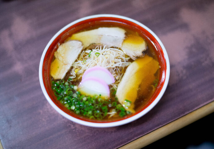 天神そば 岡山県岡山市北区天神町1-19 てんじんそば テンジンソバ 　TENJINSOBA  
（株）富屋酒店 かぶしきがいしゃ とみやさけてん カブシキガイシャ　トミヤサケテン TOMIYA SAKETEN 　愛知県名古屋市瑞穂区上坂町1-41-2　地酒屋　豊盃　HOUHAI ほうはい　ホーハイ　三浦酒造  MIURASHUZO日高見　ひたかみ　ヒタカミ HITAKAMI  平孝酒造　HIRAKOSHUZO 天の戸 アマノト　あまのと　AMANOTO　浅舞酒造ASAMAISHUZO　飛露喜 HIROKISHUZOHONTEN　廣木酒造本店　HIROK　大那 DAINA　ダイナ　だいな　菊の里酒造　KIKUNOSATOSHUZO　旭興　KYOKUKO　きょくこう　キョクコウ　渡邉酒造　WATANABESHUZO　仙禽 SENKIN　せんきん　センキン（株）せんきん SENKIN鶴齢　カクレイ　かくれい KAKUREI　青木酒造　AOKISHUZO謙信 ケンシン　けんしん KENSHIN池田屋酒造 IKEDAYASHUZO 白岳仙 HAKUGAKUSEN　ハクガクセン　はくがくせん　安本酒造 YASUMOTOSHUZO 群馬泉 グンマイズミ　ぐんまいずみ 島岡酒造 SHIMAOKASHUZO  喜久醉 きくよい キクヨイKIKUYOI 青島酒造 AOSHIMASHUZO 長珍 ちょうちん　チョウチン長珍酒造CHOCHINSHUZO　みねたからみりん　峯寳 味醂　一子相伝 ミネタカラ　いっしそうでん　イッシソウデン　小笠原味醂 OGASAWARA MIRIN

瀧自慢　たきじまん　タキジマン　瀧自慢酒造　TAKIZIMANSHUZO　田光　TABIKA 早川酒造  HAYAKAWASHUZO　作　ZAKU ざく ザク 清水清三郎商店 SHIMIZUSEIZABUROSHOTEN  篠峯　櫛羅　しのみね　シノミネ　くじら　クジラ　千代酒造　CHIYOSHUZO　雑賀　さいか　サイカ　九重雑賀  KOKONOESAIKA　紀土　鶴梅　無量山　きっど　キッド　KID 　ツルウメ　つるうめ　TURUUME　ムリョウザン　むりょうざん　MURYOZAN　平和酒造　HEIWASHUZO　蒼空　そうくう　ソウクウ　SÔKÛ　藤岡酒造　HUJIOKASHUZO 　宝剣　HOUKEN  宝剣酒造　ほうけんしゅぞう　ホウケンシュゾウ　HOKENSHUZO　清酒竹鶴　小笹屋竹鶴　せいしゅたけつる　セイシュタケツル　おささやたけつる　オササヤタケツル　竹鶴酒造　TAKETURUSHUZO
石鎚　いしづち　イシヅチ　石鎚酒造　ISHIDUCHISHUZO　土佐しらぎく　とさしらぎく　トサシラギク　仙頭酒造場　せんとうしゅぞうじょう　SENDOSHUZOZYO
　
 ブルゴーニュワイン　BOURGOGNE  ボルドーワイン　BORDEAUXカリフォルニアワイン CALIFORNIA  シャンパーニュ  SHAMPAGNEアルザスワイン ALSACE ドイツワイン WEIN GERMAN WINE 専門店　ライカM11　ズミルックス50　レンズ　代表　上田豊二　　きき酒師　焼酎アドバイザー　シャンパーニュシュヴァリエ　堀田駅より徒歩10分　熱田神宮駅より徒歩10分
市バス　牛巻より徒歩３分　地下鉄堀田駅より徒歩１５分　名古屋高速堀田出口より車で２分　牛巻交差点より徒歩５分　レトロ街並み　瓦屋根　裏道　大通りより二本入る　CLASSIC CARクラッシックカー CLASSIC BIKE　クラッシックバイク INTERIA　インテリア　　FASHION　ファッション　MUSIC　音楽　LOVE　SAKE SHOP　酒屋
センス　クリエイト　おたく　　MANIAマニア MOVIE　映画　CINEMA シネマ　2024年春オープン予定 いいねタウン瑞穂 iiNE マルシェ内　グランクレア瑞穂 いいねタウン瑞穂  愛知県名古屋市瑞穂区宝田町四丁目2番、3番2　春敲町三丁目23番1（地番） 魚太郎　UOTARO MIZUHO うおたろう　ウオタロウ　なごやみずほてん　ナゴヤミズホテン　 名古屋瑞穂店  車で1分　徒歩5分　丸明 瑞穂店  MARUAKI MIZUHO　マルアキ ミズホテン　まるあき みずほてん　 徒歩10分　車3分　焼肉 美奈登  ヤキニクミナト　やきにくみなと YAKINIKU MINATO 車で2分　徒歩10分  どての品川　DOTENO SHINAGAWA　ドテノシナガワ　どてのしながわ　車で30秒　徒歩1分昇福亭　SHOHUKUTEI しょうふくてい　ショウフクテイ 街中華　マニア　大盛り　個性派  車で5分　徒歩15分  名店 近くにたくさんあり　堀田バンザイ　牛巻バンザイ　名古屋のへそ



