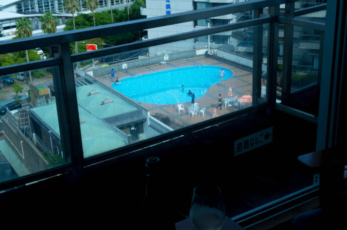 HOTEL OONIYA ホテル大野屋 静岡県熱海市和田浜南町3-9 オオノヤ おおのや 
（株）富屋酒店 かぶしきがいしゃ とみやさけてん カブシキガイシャ　トミヤサケテン TOMIYA SAKETEN 　愛知県名古屋市瑞穂区上坂町1-41-2　地酒屋　豊盃　HOUHAI ほうはい　ホーハイ　三浦酒造  MIURASHUZO日高見　ひたかみ　ヒタカミ HITAKAMI  平孝酒造　HIRAKOSHUZO 天の戸 アマノト　あまのと　AMANOTO　浅舞酒造ASAMAISHUZO　飛露喜 HIROKISHUZOHONTEN　廣木酒造本店　HIROK　大那 DAINA　ダイナ　だいな　菊の里酒造　KIKUNOSATOSHUZO　旭興　KYOKUKO　きょくこう　キョクコウ　渡邉酒造　WATANABESHUZO　仙禽 SENKIN　せんきん　センキン（株）せんきん SENKIN鶴齢　カクレイ　かくれい KAKUREI　青木酒造　AOKISHUZO謙信 ケンシン　けんしん KENSHIN池田屋酒造 IKEDAYASHUZO 白岳仙 HAKUGAKUSEN　ハクガクセン　はくがくせん　安本酒造 YASUMOTOSHUZO 群馬泉 グンマイズミ　ぐんまいずみ 島岡酒造 SHIMAOKASHUZO  喜久醉 きくよい キクヨイKIKUYOI 青島酒造 AOSHIMASHUZO 長珍 ちょうちん　チョウチン長珍酒造CHOCHINSHUZO　みねたからみりん　峯寳 味醂　一子相伝 ミネタカラ　いっしそうでん　イッシソウデン　小笠原味醂 OGASAWARA MIRIN

瀧自慢　たきじまん　タキジマン　瀧自慢酒造　TAKIZIMANSHUZO　田光　TABIKA 早川酒造  HAYAKAWASHUZO　作　ZAKU ざく ザク 清水清三郎商店 SHIMIZUSEIZABUROSHOTEN  篠峯　櫛羅　しのみね　シノミネ　くじら　クジラ　千代酒造　CHIYOSHUZO　雑賀　さいか　サイカ　九重雑賀  KOKONOESAIKA　紀土　鶴梅　無量山　きっど　キッド　KID 　ツルウメ　つるうめ　TURUUME　ムリョウザン　むりょうざん　MURYOZAN　平和酒造　HEIWASHUZO　蒼空　そうくう　ソウクウ　SÔKÛ　藤岡酒造　HUJIOKASHUZO 　宝剣　HOUKEN  宝剣酒造　ほうけんしゅぞう　ホウケンシュゾウ　HOKENSHUZO　清酒竹鶴　小笹屋竹鶴　せいしゅたけつる　セイシュタケツル　おささやたけつる　オササヤタケツル　竹鶴酒造　TAKETURUSHUZO
石鎚　いしづち　イシヅチ　石鎚酒造　ISHIDUCHISHUZO　土佐しらぎく　とさしらぎく　トサシラギク　仙頭酒造場　せんとうしゅぞうじょう　SENDOSHUZOZYO
　
 ブルゴーニュワイン　BOURGOGNE  ボルドーワイン　BORDEAUXカリフォルニアワイン CALIFORNIA  シャンパーニュ  SHAMPAGNEアルザスワイン ALSACE ドイツワイン WEIN GERMAN WINE 専門店　ライカM11　ズミルックス50　レンズ　代表　上田豊二　　きき酒師　焼酎アドバイザー　シャンパーニュシュヴァリエ　堀田駅より徒歩10分　熱田神宮駅より徒歩10分
市バス　牛巻より徒歩３分　地下鉄堀田駅より徒歩１５分　名古屋高速堀田出口より車で２分　牛巻交差点より徒歩５分　レトロ街並み　瓦屋根　裏道　大通りより二本入る　CLASSIC CARクラッシックカー CLASSIC BIKE　クラッシックバイク INTERIA　インテリア　　FASHION　ファッション　MUSIC　音楽　LOVE　SAKE SHOP　酒屋
センス　クリエイト　おたく　　MANIAマニア MOVIE　映画　CINEMA シネマ　2024年春オープン予定 いいねタウン瑞穂 iiNE マルシェ内　グランクレア瑞穂 いいねタウン瑞穂  愛知県名古屋市瑞穂区宝田町四丁目2番、3番2　春敲町三丁目23番1（地番） 魚太郎　UOTARO MIZUHO うおたろう　ウオタロウ　なごやみずほてん　ナゴヤミズホテン　 名古屋瑞穂店  車で1分　徒歩5分　丸明 瑞穂店  MARUAKI MIZUHO　マルアキ ミズホテン　まるあき みずほてん　 徒歩10分　車3分　焼肉 美奈登  ヤキニクミナト　やきにくみなと YAKINIKU MINATO 車で2分　徒歩10分  どての品川　DOTENO SHINAGAWA　ドテノシナガワ　どてのしながわ　車で30秒　徒歩1分昇福亭　SHOHUKUTEI しょうふくてい　ショウフクテイ 街中華　マニア　大盛り　個性派  車で5分　徒歩15分  名店 近くにたくさんあり　堀田バンザイ　牛巻バンザイ　名古屋のへそ

