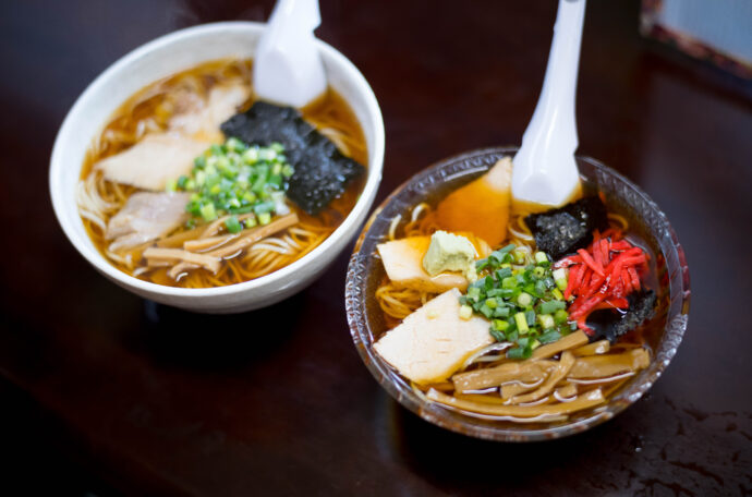 志那そば処 麦 本店  しなそばどころ むぎ ほんてん シナソバドコロ ムギ ホンテン SHINASOBADOKORO MUGI HONTEN 静岡県焼津市新高田2399-149

（株）富屋酒店 かぶしきがいしゃ とみやさけてん カブシキガイシャ　トミヤサケテン TOMIYA SAKETEN 　愛知県名古屋市瑞穂区上坂町1-41-2　地酒屋　豊盃　HOUHAI ほうはい　ホーハイ　三浦酒造  MIURASHUZO日高見　ひたかみ　ヒタカミ HITAKAMI  平孝酒造　HIRAKOSHUZO 天の戸 アマノト　あまのと　AMANOTO　浅舞酒造ASAMAISHUZO　飛露喜 HIROKISHUZOHONTEN　廣木酒造本店　HIROK　大那 DAINA　ダイナ　だいな　菊の里酒造　KIKUNOSATOSHUZO　旭興　KYOKUKO　きょくこう　キョクコウ　渡邉酒造　WATANABESHUZO　仙禽 SENKIN　せんきん　センキン（株）せんきん SENKIN鶴齢　カクレイ　かくれい KAKUREI　青木酒造　AOKISHUZO謙信 ケンシン　けんしん KENSHIN池田屋酒造 IKEDAYASHUZO 白岳仙 HAKUGAKUSEN　ハクガクセン　はくがくせん　安本酒造 YASUMOTOSHUZO 群馬泉 グンマイズミ　ぐんまいずみ 島岡酒造 SHIMAOKASHUZO  喜久醉 きくよい キクヨイKIKUYOI 青島酒造 AOSHIMASHUZO 長珍 ちょうちん　チョウチン長珍酒造CHOCHINSHUZO　みねたからみりん　峯寳 味醂　一子相伝 ミネタカラ　いっしそうでん　イッシソウデン　小笠原味醂 OGASAWARA MIRIN

瀧自慢　たきじまん　タキジマン　瀧自慢酒造　TAKIZIMANSHUZO　田光　TABIKA 早川酒造  HAYAKAWASHUZO　作　ZAKU ざく ザク 清水清三郎商店 SHIMIZUSEIZABUROSHOTEN  篠峯　櫛羅　しのみね　シノミネ　くじら　クジラ　千代酒造　CHIYOSHUZO　雑賀　さいか　サイカ　九重雑賀  KOKONOESAIKA　紀土　鶴梅　無量山　きっど　キッド　KID 　ツルウメ　つるうめ　TURUUME　ムリョウザン　むりょうざん　MURYOZAN　平和酒造　HEIWASHUZO　蒼空　そうくう　ソウクウ　SÔKÛ　藤岡酒造　HUJIOKASHUZO 　宝剣　HOUKEN  宝剣酒造　ほうけんしゅぞう　ホウケンシュゾウ　HOKENSHUZO　清酒竹鶴　小笹屋竹鶴　せいしゅたけつる　セイシュタケツル　おささやたけつる　オササヤタケツル　竹鶴酒造　TAKETURUSHUZO
石鎚　いしづち　イシヅチ　石鎚酒造　ISHIDUCHISHUZO　土佐しらぎく　とさしらぎく　トサシラギク　仙頭酒造場　せんとうしゅぞうじょう　SENDOSHUZOZYO
　
 ブルゴーニュワイン　BOURGOGNE  ボルドーワイン　BORDEAUXカリフォルニアワイン CALIFORNIA  シャンパーニュ  SHAMPAGNEアルザスワイン ALSACE ドイツワイン WEIN GERMAN WINE 専門店　ライカM11　ズミルックス50　レンズ　代表　上田豊二　　きき酒師　焼酎アドバイザー　シャンパーニュシュヴァリエ　堀田駅より徒歩10分　熱田神宮駅より徒歩10分
市バス　牛巻より徒歩３分　地下鉄堀田駅より徒歩１５分　名古屋高速堀田出口より車で２分　牛巻交差点より徒歩５分　レトロ街並み　瓦屋根　裏道　大通りより二本入る　CLASSIC CARクラッシックカー CLASSIC BIKE　クラッシックバイク INTERIA　インテリア　　FASHION　ファッション　MUSIC　音楽　LOVE　SAKE SHOP　酒屋
センス　クリエイト　おたく　　MANIAマニア MOVIE　映画　CINEMA シネマ　2024年春オープン予定 いいねタウン瑞穂 iiNE マルシェ内　グランクレア瑞穂 いいねタウン瑞穂  愛知県名古屋市瑞穂区宝田町四丁目2番、3番2　春敲町三丁目23番1（地番） 魚太郎　UOTARO MIZUHO うおたろう　ウオタロウ　なごやみずほてん　ナゴヤミズホテン　 名古屋瑞穂店  車で1分　徒歩5分　丸明 瑞穂店  MARUAKI MIZUHO　マルアキ ミズホテン　まるあき みずほてん　 徒歩10分　車3分　焼肉 美奈登  ヤキニクミナト　やきにくみなと YAKINIKU MINATO 車で2分　徒歩10分  どての品川　DOTENO SHINAGAWA　ドテノシナガワ　どてのしながわ　車で30秒　徒歩1分昇福亭　SHOHUKUTEI しょうふくてい　ショウフクテイ 街中華　マニア　大盛り　個性派  車で5分　徒歩15分  名店 近くにたくさんあり　堀田バンザイ　牛巻バンザイ　名古屋のへそ



