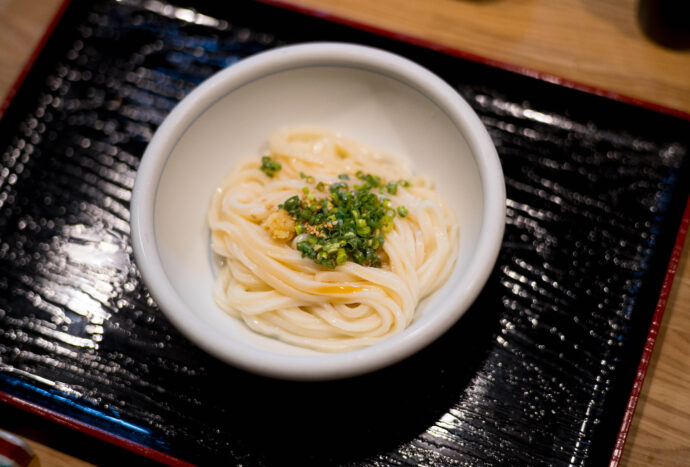 手打ちうどん かとう TEUCHIUDON KATOH テウチウドンカトウ うどん てんぷら おでん 地酒 ワイン 太閤通 愛知県名古屋市中村区太閤通3-26
（株）富屋酒店 かぶしきがいしゃ とみやさけてん カブシキガイシャ　トミヤサケテン TOMIYA SAKETEN 　愛知県名古屋市瑞穂区上坂町1-41-2　地酒屋　豊盃　HOUHAI ほうはい　ホーハイ　三浦酒造  MIURASHUZO日高見　ひたかみ　ヒタカミ HITAKAMI  平孝酒造　HIRAKOSHUZO 天の戸 アマノト　あまのと　AMANOTO　浅舞酒造ASAMAISHUZO　飛露喜 HIROKISHUZOHONTEN　廣木酒造本店　HIROK　大那 DAINA　ダイナ　だいな　菊の里酒造　KIKUNOSATOSHUZO　旭興　KYOKUKO　きょくこう　キョクコウ　渡邉酒造　WATANABESHUZO　仙禽 SENKIN　せんきん　センキン（株）せんきん SENKIN鶴齢　カクレイ　かくれい KAKUREI　青木酒造　AOKISHUZO謙信 ケンシン　けんしん KENSHIN池田屋酒造 IKEDAYASHUZO 白岳仙 HAKUGAKUSEN　ハクガクセン　はくがくせん　安本酒造 YASUMOTOSHUZO 群馬泉 グンマイズミ　ぐんまいずみ 島岡酒造 SHIMAOKASHUZO  喜久醉 きくよい キクヨイKIKUYOI 青島酒造 AOSHIMASHUZO 長珍 ちょうちん　チョウチン長珍酒造CHOCHINSHUZO　みねたからみりん　峯寳 味醂　一子相伝 ミネタカラ　いっしそうでん　イッシソウデン　小笠原味醂 OGASAWARA MIRIN

瀧自慢　たきじまん　タキジマン　瀧自慢酒造　TAKIZIMANSHUZO　田光　TABIKA 早川酒造  HAYAKAWASHUZO　作　ZAKU ざく ザク 清水清三郎商店 SHIMIZUSEIZABUROSHOTEN  篠峯　櫛羅　しのみね　シノミネ　くじら　クジラ　千代酒造　CHIYOSHUZO　雑賀　さいか　サイカ　九重雑賀  KOKONOESAIKA　紀土　鶴梅　無量山　きっど　キッド　KID 　ツルウメ　つるうめ　TURUUME　ムリョウザン　むりょうざん　MURYOZAN　平和酒造　HEIWASHUZO　蒼空　そうくう　ソウクウ　SÔKÛ　藤岡酒造　HUJIOKASHUZO 　宝剣　HOUKEN  宝剣酒造　ほうけんしゅぞう　ホウケンシュゾウ　HOKENSHUZO　清酒竹鶴　小笹屋竹鶴　せいしゅたけつる　セイシュタケツル　おささやたけつる　オササヤタケツル　竹鶴酒造　TAKETURUSHUZO
石鎚　いしづち　イシヅチ　石鎚酒造　ISHIDUCHISHUZO　土佐しらぎく　とさしらぎく　トサシラギク　仙頭酒造場　せんとうしゅぞうじょう　SENDOSHUZOZYO
　
 ブルゴーニュワイン　BOURGOGNE  ボルドーワイン　BORDEAUXカリフォルニアワイン CALIFORNIA  シャンパーニュ  SHAMPAGNEアルザスワイン ALSACE ドイツワイン WEIN GERMAN WINE 専門店　ライカM11　ズミルックス50　レンズ　代表　上田豊二　　きき酒師　焼酎アドバイザー　シャンパーニュシュヴァリエ　堀田駅より徒歩10分　熱田神宮駅より徒歩10分
市バス　牛巻より徒歩３分　地下鉄堀田駅より徒歩１５分　名古屋高速堀田出口より車で２分　牛巻交差点より徒歩５分　レトロ街並み　瓦屋根　裏道　大通りより二本入る　CLASSIC CARクラッシックカー CLASSIC BIKE　クラッシックバイク INTERIA　インテリア　　FASHION　ファッション　MUSIC　音楽　LOVE　SAKE SHOP　酒屋
センス　クリエイト　おたく　　MANIAマニア MOVIE　映画　CINEMA シネマ　2024年春オープン予定 いいねタウン瑞穂 iiNE マルシェ内　グランクレア瑞穂 いいねタウン瑞穂  愛知県名古屋市瑞穂区宝田町四丁目2番、3番2　春敲町三丁目23番1（地番） 魚太郎　UOTARO MIZUHO うおたろう　ウオタロウ　なごやみずほてん　ナゴヤミズホテン　 名古屋瑞穂店  車で1分　徒歩5分　丸明 瑞穂店  MARUAKI MIZUHO　マルアキ ミズホテン　まるあき みずほてん　 徒歩10分　車3分　焼肉 美奈登  ヤキニクミナト　やきにくみなと YAKINIKU MINATO 車で2分　徒歩10分  どての品川　DOTENO SHINAGAWA　ドテノシナガワ　どてのしながわ　車で30秒　徒歩1分昇福亭　SHOHUKUTEI しょうふくてい　ショウフクテイ 街中華　マニア　大盛り　個性派  車で5分　徒歩15分  名店 近くにたくさんあり　堀田バンザイ　牛巻バンザイ　名古屋のへそ


