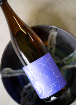 いくつにも重なる深い深い味わい 「敷嶋   SHIKISHIMA  特別純米  ＜多重奏  TAJUSO＞」入荷