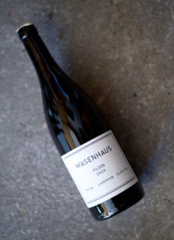 WASENHAUS（ヴァーゼンハウス）CHARDONNAY（シャルドネ）FILZEN（フィルツェン）2023（2023 ヴィンテージ）白