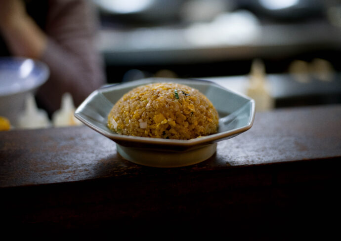 糸仙　京都府京都市上京区真盛町729-16　いとせん イトセン　ITOSEN KYOTO
（株）富屋酒店 かぶしきがいしゃ とみやさけてん カブシキガイシャ　トミヤサケテン TOMIYA SAKETEN 　愛知県名古屋市瑞穂区上坂町1-41-2　地酒屋　豊盃　HOUHAI ほうはい　ホーハイ　三浦酒造  MIURASHUZO日高見　ひたかみ　ヒタカミ HITAKAMI  平孝酒造　HIRAKOSHUZO 天の戸 アマノト　あまのと　AMANOTO　浅舞酒造ASAMAISHUZO　飛露喜 HIROKISHUZOHONTEN　廣木酒造本店　HIROK　大那 DAINA　ダイナ　だいな　菊の里酒造　KIKUNOSATOSHUZO　旭興　KYOKUKO　きょくこう　キョクコウ　渡邉酒造　WATANABESHUZO　仙禽 SENKIN　せんきん　センキン（株）せんきん SENKIN鶴齢　カクレイ　かくれい KAKUREI　青木酒造　AOKISHUZO謙信 ケンシン　けんしん KENSHIN池田屋酒造 IKEDAYASHUZO 白岳仙 HAKUGAKUSEN　ハクガクセン　はくがくせん　安本酒造 YASUMOTOSHUZO 群馬泉 グンマイズミ　ぐんまいずみ 島岡酒造 SHIMAOKASHUZO  喜久醉 きくよい キクヨイKIKUYOI 青島酒造 AOSHIMASHUZO 長珍 ちょうちん　チョウチン長珍酒造CHOCHINSHUZO　みねたからみりん　峯寳 味醂　一子相伝 ミネタカラ　いっしそうでん　イッシソウデン　小笠原味醂 OGASAWARA MIRIN

瀧自慢　たきじまん　タキジマン　瀧自慢酒造　TAKIZIMANSHUZO　田光　TABIKA 早川酒造  HAYAKAWASHUZO　作　ZAKU ざく ザク 清水清三郎商店 SHIMIZUSEIZABUROSHOTEN  篠峯　櫛羅　しのみね　シノミネ　くじら　クジラ　千代酒造　CHIYOSHUZO　雑賀　さいか　サイカ　九重雑賀  KOKONOESAIKA　紀土　鶴梅　無量山　きっど　キッド　KID 　ツルウメ　つるうめ　TURUUME　ムリョウザン　むりょうざん　MURYOZAN　平和酒造　HEIWASHUZO　蒼空　そうくう　ソウクウ　SÔKÛ　藤岡酒造　HUJIOKASHUZO 　宝剣　HOUKEN  宝剣酒造　ほうけんしゅぞう　ホウケンシュゾウ　HOKENSHUZO　清酒竹鶴　小笹屋竹鶴　せいしゅたけつる　セイシュタケツル　おささやたけつる　オササヤタケツル　竹鶴酒造　TAKETURUSHUZO
石鎚　いしづち　イシヅチ　石鎚酒造　ISHIDUCHISHUZO　土佐しらぎく　とさしらぎく　トサシラギク　仙頭酒造場　せんとうしゅぞうじょう　SENDOSHUZOZYO
　
 ブルゴーニュワイン　BOURGOGNE  ボルドーワイン　BORDEAUXカリフォルニアワイン CALIFORNIA  シャンパーニュ  SHAMPAGNEアルザスワイン ALSACE ドイツワイン WEIN GERMAN WINE 専門店　ライカM11　ズミルックス50　レンズ　代表　上田豊二　　きき酒師　焼酎アドバイザー　シャンパーニュシュヴァリエ　堀田駅より徒歩10分　熱田神宮駅より徒歩10分
市バス　牛巻より徒歩３分　地下鉄堀田駅より徒歩１５分　名古屋高速堀田出口より車で２分　牛巻交差点より徒歩５分　レトロ街並み　瓦屋根　裏道　大通りより二本入る　CLASSIC CARクラッシックカー CLASSIC BIKE　クラッシックバイク INTERIA　インテリア　　FASHION　ファッション　MUSIC　音楽　LOVE　SAKE SHOP　酒屋
センス　クリエイト　おたく　　MANIAマニア MOVIE　映画　CINEMA シネマ　2024年春オープン予定 いいねタウン瑞穂 iiNE マルシェ内　グランクレア瑞穂 いいねタウン瑞穂  愛知県名古屋市瑞穂区宝田町四丁目2番、3番2　春敲町三丁目23番1（地番） 魚太郎　UOTARO MIZUHO うおたろう　ウオタロウ　なごやみずほてん　ナゴヤミズホテン　 名古屋瑞穂店  車で1分　徒歩5分　丸明 瑞穂店  MARUAKI MIZUHO　マルアキ ミズホテン　まるあき みずほてん　 徒歩10分　車3分　焼肉 美奈登  ヤキニクミナト　やきにくみなと YAKINIKU MINATO 車で2分　徒歩10分  どての品川　DOTENO SHINAGAWA　ドテノシナガワ　どてのしながわ　車で30秒　徒歩1分昇福亭　SHOHUKUTEI しょうふくてい　ショウフクテイ 街中華　マニア　大盛り　個性派  車で5分　徒歩15分  名店 近くにたくさんあり　堀田バンザイ　牛巻バンザイ　名古屋のへそ


