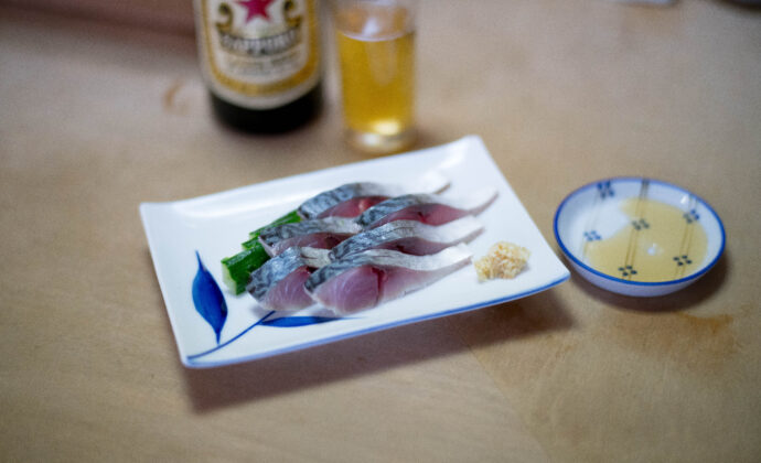さか井 SAKAI サカイ 烏丸駅 錦市場 海鮮丼  寿司  京都府京都市中京区高倉通錦小路下ル西魚屋町592
（株）富屋酒店 かぶしきがいしゃ とみやさけてん カブシキガイシャ　トミヤサケテン TOMIYA SAKETEN 　愛知県名古屋市瑞穂区上坂町1-41-2　地酒屋　豊盃　HOUHAI ほうはい　ホーハイ　三浦酒造  MIURASHUZO日高見　ひたかみ　ヒタカミ HITAKAMI  平孝酒造　HIRAKOSHUZO 天の戸 アマノト　あまのと　AMANOTO　浅舞酒造ASAMAISHUZO　飛露喜 HIROKISHUZOHONTEN　廣木酒造本店　HIROK　大那 DAINA　ダイナ　だいな　菊の里酒造　KIKUNOSATOSHUZO　旭興　KYOKUKO　きょくこう　キョクコウ　渡邉酒造　WATANABESHUZO　仙禽 SENKIN　せんきん　センキン（株）せんきん SENKIN鶴齢　カクレイ　かくれい KAKUREI　青木酒造　AOKISHUZO謙信 ケンシン　けんしん KENSHIN池田屋酒造 IKEDAYASHUZO 白岳仙 HAKUGAKUSEN　ハクガクセン　はくがくせん　安本酒造 YASUMOTOSHUZO 群馬泉 グンマイズミ　ぐんまいずみ 島岡酒造 SHIMAOKASHUZO  喜久醉 きくよい キクヨイKIKUYOI 青島酒造 AOSHIMASHUZO 長珍 ちょうちん　チョウチン長珍酒造CHOCHINSHUZO　みねたからみりん　峯寳 味醂　一子相伝 ミネタカラ　いっしそうでん　イッシソウデン　小笠原味醂 OGASAWARA MIRIN

瀧自慢　たきじまん　タキジマン　瀧自慢酒造　TAKIZIMANSHUZO　田光　TABIKA 早川酒造  HAYAKAWASHUZO　作　ZAKU ざく ザク 清水清三郎商店 SHIMIZUSEIZABUROSHOTEN  篠峯　櫛羅　しのみね　シノミネ　くじら　クジラ　千代酒造　CHIYOSHUZO　雑賀　さいか　サイカ　九重雑賀  KOKONOESAIKA　紀土　鶴梅　無量山　きっど　キッド　KID 　ツルウメ　つるうめ　TURUUME　ムリョウザン　むりょうざん　MURYOZAN　平和酒造　HEIWASHUZO　蒼空　そうくう　ソウクウ　SÔKÛ　藤岡酒造　HUJIOKASHUZO 　宝剣　HOUKEN  宝剣酒造　ほうけんしゅぞう　ホウケンシュゾウ　HOKENSHUZO　清酒竹鶴　小笹屋竹鶴　せいしゅたけつる　セイシュタケツル　おささやたけつる　オササヤタケツル　竹鶴酒造　TAKETURUSHUZO
石鎚　いしづち　イシヅチ　石鎚酒造　ISHIDUCHISHUZO　土佐しらぎく　とさしらぎく　トサシラギク　仙頭酒造場　せんとうしゅぞうじょう　SENDOSHUZOZYO
　
 ブルゴーニュワイン　BOURGOGNE  ボルドーワイン　BORDEAUXカリフォルニアワイン CALIFORNIA  シャンパーニュ  SHAMPAGNEアルザスワイン ALSACE ドイツワイン WEIN GERMAN WINE 専門店　ライカM11　ズミルックス50　レンズ　代表　上田豊二　　きき酒師　焼酎アドバイザー　シャンパーニュシュヴァリエ　堀田駅より徒歩10分　熱田神宮駅より徒歩10分
市バス　牛巻より徒歩３分　地下鉄堀田駅より徒歩１５分　名古屋高速堀田出口より車で２分　牛巻交差点より徒歩５分　レトロ街並み　瓦屋根　裏道　大通りより二本入る　CLASSIC CARクラッシックカー CLASSIC BIKE　クラッシックバイク INTERIA　インテリア　　FASHION　ファッション　MUSIC　音楽　LOVE　SAKE SHOP　酒屋
センス　クリエイト　おたく　　MANIAマニア MOVIE　映画　CINEMA シネマ　2024年春オープン予定 いいねタウン瑞穂 iiNE マルシェ内　グランクレア瑞穂 いいねタウン瑞穂  愛知県名古屋市瑞穂区宝田町四丁目2番、3番2　春敲町三丁目23番1（地番） 魚太郎　UOTARO MIZUHO うおたろう　ウオタロウ　なごやみずほてん　ナゴヤミズホテン　 名古屋瑞穂店  車で1分　徒歩5分　丸明 瑞穂店  MARUAKI MIZUHO　マルアキ ミズホテン　まるあき みずほてん　 徒歩10分　車3分　焼肉 美奈登  ヤキニクミナト　やきにくみなと YAKINIKU MINATO 車で2分　徒歩10分  どての品川　DOTENO SHINAGAWA　ドテノシナガワ　どてのしながわ　車で30秒　徒歩1分昇福亭　SHOHUKUTEI しょうふくてい　ショウフクテイ 街中華　マニア　大盛り　個性派  車で5分　徒歩15分  名店 近くにたくさんあり　堀田バンザイ　牛巻バンザイ　名古屋のへそ

