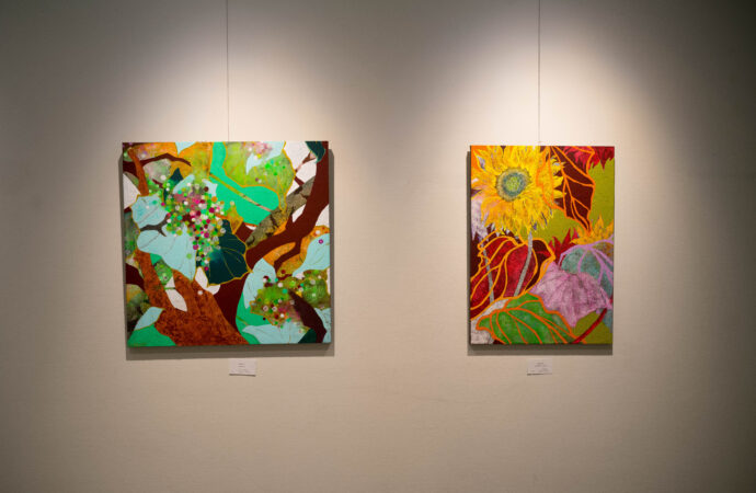 第6回 岩崎知子展 -Dance ㏌ Bloom TOMOKO IWASDAKI いわさきともこ イワサキトモコ 名古屋松坂屋8階 ART HUB NAGOYA 2026年2月25日（水）～3月3日（火）（株）富屋酒店 かぶしきがいしゃ とみやさけてん カブシキガイシャ　トミヤサケテン TOMIYA SAKETEN 　愛知県名古屋市瑞穂区上坂町1-41-2　地酒屋　豊盃　HOUHAI ほうはい　ホーハイ　三浦酒造  MIURASHUZO日高見　ひたかみ　ヒタカミ HITAKAMI  平孝酒造　HIRAKOSHUZO 天の戸 アマノト　あまのと　AMANOTO　浅舞酒造ASAMAISHUZO　飛露喜 HIROKISHUZOHONTEN　廣木酒造本店　HIROK　大那 DAINA　ダイナ　だいな　菊の里酒造　KIKUNOSATOSHUZO　旭興　KYOKUKO　きょくこう　キョクコウ　渡邉酒造　WATANABESHUZO　仙禽 SENKIN　せんきん　センキン（株）せんきん SENKIN鶴齢　カクレイ　かくれい KAKUREI　青木酒造　AOKISHUZO謙信 ケンシン　けんしん KENSHIN池田屋酒造 IKEDAYASHUZO 白岳仙 HAKUGAKUSEN　ハクガクセン　はくがくせん　安本酒造 YASUMOTOSHUZO 群馬泉 グンマイズミ　ぐんまいずみ 島岡酒造 SHIMAOKASHUZO  喜久醉 きくよい キクヨイKIKUYOI 青島酒造 AOSHIMASHUZO 長珍 ちょうちん　チョウチン長珍酒造CHOCHINSHUZO　みねたからみりん　峯寳 味醂　一子相伝 ミネタカラ　いっしそうでん　イッシソウデン　小笠原味醂 OGASAWARA MIRIN

瀧自慢　たきじまん　タキジマン　瀧自慢酒造　TAKIZIMANSHUZO　田光　TABIKA 早川酒造  HAYAKAWASHUZO　作　ZAKU ざく ザク 清水清三郎商店 SHIMIZUSEIZABUROSHOTEN  篠峯　櫛羅　しのみね　シノミネ　くじら　クジラ　千代酒造　CHIYOSHUZO　雑賀　さいか　サイカ　九重雑賀  KOKONOESAIKA　紀土　鶴梅　無量山　きっど　キッド　KID 　ツルウメ　つるうめ　TURUUME　ムリョウザン　むりょうざん　MURYOZAN　平和酒造　HEIWASHUZO　蒼空　そうくう　ソウクウ　SÔKÛ　藤岡酒造　HUJIOKASHUZO 　宝剣　HOUKEN  宝剣酒造　ほうけんしゅぞう　ホウケンシュゾウ　HOKENSHUZO　清酒竹鶴　小笹屋竹鶴　せいしゅたけつる　セイシュタケツル　おささやたけつる　オササヤタケツル　竹鶴酒造　TAKETURUSHUZO
石鎚　いしづち　イシヅチ　石鎚酒造　ISHIDUCHISHUZO　土佐しらぎく　とさしらぎく　トサシラギク　仙頭酒造場　せんとうしゅぞうじょう　SENDOSHUZOZYO
　
 ブルゴーニュワイン　BOURGOGNE  ボルドーワイン　BORDEAUXカリフォルニアワイン CALIFORNIA  シャンパーニュ  SHAMPAGNEアルザスワイン ALSACE ドイツワイン WEIN GERMAN WINE 専門店　ライカM11　ズミルックス50　レンズ　代表　上田豊二　　きき酒師　焼酎アドバイザー　シャンパーニュシュヴァリエ　堀田駅より徒歩10分　熱田神宮駅より徒歩10分
市バス　牛巻より徒歩３分　地下鉄堀田駅より徒歩１５分　名古屋高速堀田出口より車で２分　牛巻交差点より徒歩５分　レトロ街並み　瓦屋根　裏道　大通りより二本入る　CLASSIC CARクラッシックカー CLASSIC BIKE　クラッシックバイク INTERIA　インテリア　　FASHION　ファッション　MUSIC　音楽　LOVE　SAKE SHOP　酒屋
センス　クリエイト　おたく　　MANIAマニア MOVIE　映画　CINEMA シネマ　2024年春オープン予定 いいねタウン瑞穂 iiNE マルシェ内　グランクレア瑞穂 いいねタウン瑞穂  愛知県名古屋市瑞穂区宝田町四丁目2番、3番2　春敲町三丁目23番1（地番） 魚太郎　UOTARO MIZUHO うおたろう　ウオタロウ　なごやみずほてん　ナゴヤミズホテン　 名古屋瑞穂店  車で1分　徒歩5分　丸明 瑞穂店  MARUAKI MIZUHO　マルアキ ミズホテン　まるあき みずほてん　 徒歩10分　車3分　焼肉 美奈登  ヤキニクミナト　やきにくみなと YAKINIKU MINATO 車で2分　徒歩10分  どての品川　DOTENO SHINAGAWA　ドテノシナガワ　どてのしながわ　車で30秒　徒歩1分昇福亭　SHOHUKUTEI しょうふくてい　ショウフクテイ 街中華　マニア　大盛り　個性派  車で5分　徒歩15分  名店 近くにたくさんあり　堀田バンザイ　牛巻バンザイ　名古屋のへそ


