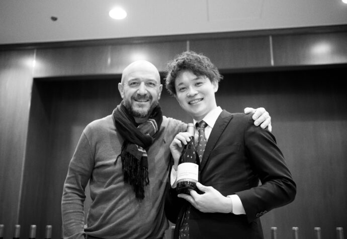 PASCAL CLÉMENT BOURGOGNE FRANCE パスカル・クレマン ぱすかる・くれまん フランス ブルゴーニュワイン  試飲会 メルキュレーホテル名古屋 NOUVELLSERECTION 株式会社 ヌーヴェルセレクション 
コシュ・デュリにて修行 ACブルゴーニュからコルトインシャルル・マーニュまでフルラインナップテイスティング
（株）富屋酒店 かぶしきがいしゃ とみやさけてん カブシキガイシャ　トミヤサケテン TOMIYA SAKETEN 　愛知県名古屋市瑞穂区上坂町1-41-2　地酒屋　豊盃　HOUHAI ほうはい　ホーハイ　三浦酒造  MIURASHUZO日高見　ひたかみ　ヒタカミ HITAKAMI  平孝酒造　HIRAKOSHUZO 天の戸 アマノト　あまのと　AMANOTO　浅舞酒造ASAMAISHUZO　飛露喜 HIROKISHUZOHONTEN　廣木酒造本店　HIROK　大那 DAINA　ダイナ　だいな　菊の里酒造　KIKUNOSATOSHUZO　旭興　KYOKUKO　きょくこう　キョクコウ　渡邉酒造　WATANABESHUZO　仙禽 SENKIN　せんきん　センキン（株）せんきん SENKIN鶴齢　カクレイ　かくれい KAKUREI　青木酒造　AOKISHUZO謙信 ケンシン　けんしん KENSHIN池田屋酒造 IKEDAYASHUZO 白岳仙 HAKUGAKUSEN　ハクガクセン　はくがくせん　安本酒造 YASUMOTOSHUZO 群馬泉 グンマイズミ　ぐんまいずみ 島岡酒造 SHIMAOKASHUZO  喜久醉 きくよい キクヨイKIKUYOI 青島酒造 AOSHIMASHUZO 長珍 ちょうちん　チョウチン長珍酒造CHOCHINSHUZO　みねたからみりん　峯寳 味醂　一子相伝 ミネタカラ　いっしそうでん　イッシソウデン　小笠原味醂 OGASAWARA MIRIN

瀧自慢　たきじまん　タキジマン　瀧自慢酒造　TAKIZIMANSHUZO　田光　TABIKA 早川酒造  HAYAKAWASHUZO　作　ZAKU ざく ザク 清水清三郎商店 SHIMIZUSEIZABUROSHOTEN  篠峯　櫛羅　しのみね　シノミネ　くじら　クジラ　千代酒造　CHIYOSHUZO　雑賀　さいか　サイカ　九重雑賀  KOKONOESAIKA　紀土　鶴梅　無量山　きっど　キッド　KID 　ツルウメ　つるうめ　TURUUME　ムリョウザン　むりょうざん　MURYOZAN　平和酒造　HEIWASHUZO　蒼空　そうくう　ソウクウ　SÔKÛ　藤岡酒造　HUJIOKASHUZO 　宝剣　HOUKEN  宝剣酒造　ほうけんしゅぞう　ホウケンシュゾウ　HOKENSHUZO　清酒竹鶴　小笹屋竹鶴　せいしゅたけつる　セイシュタケツル　おささやたけつる　オササヤタケツル　竹鶴酒造　TAKETURUSHUZO
石鎚　いしづち　イシヅチ　石鎚酒造　ISHIDUCHISHUZO　土佐しらぎく　とさしらぎく　トサシラギク　仙頭酒造場　せんとうしゅぞうじょう　SENDOSHUZOZYO
　
 ブルゴーニュワイン　BOURGOGNE  ボルドーワイン　BORDEAUXカリフォルニアワイン CALIFORNIA  シャンパーニュ  SHAMPAGNEアルザスワイン ALSACE ドイツワイン WEIN GERMAN WINE 専門店　ライカM11　ズミルックス50　レンズ　代表　上田豊二　　きき酒師　焼酎アドバイザー　シャンパーニュシュヴァリエ　堀田駅より徒歩10分　熱田神宮駅より徒歩10分
市バス　牛巻より徒歩３分　地下鉄堀田駅より徒歩１５分　名古屋高速堀田出口より車で２分　牛巻交差点より徒歩５分　レトロ街並み　瓦屋根　裏道　大通りより二本入る　CLASSIC CARクラッシックカー CLASSIC BIKE　クラッシックバイク INTERIA　インテリア　　FASHION　ファッション　MUSIC　音楽　LOVE　SAKE SHOP　酒屋
センス　クリエイト　おたく　　MANIAマニア MOVIE　映画　CINEMA シネマ　2024年春オープン予定 いいねタウン瑞穂 iiNE マルシェ内　グランクレア瑞穂 いいねタウン瑞穂  愛知県名古屋市瑞穂区宝田町四丁目2番、3番2　春敲町三丁目23番1（地番） 魚太郎　UOTARO MIZUHO うおたろう　ウオタロウ　なごやみずほてん　ナゴヤミズホテン　 名古屋瑞穂店  車で1分　徒歩5分　丸明 瑞穂店  MARUAKI MIZUHO　マルアキ ミズホテン　まるあき みずほてん　 徒歩10分　車3分　焼肉 美奈登  ヤキニクミナト　やきにくみなと YAKINIKU MINATO 車で2分　徒歩10分  どての品川　DOTENO SHINAGAWA　ドテノシナガワ　どてのしながわ　車で30秒　徒歩1分昇福亭　SHOHUKUTEI しょうふくてい　ショウフクテイ 街中華　マニア　大盛り　個性派  車で5分　徒歩15分  名店 近くにたくさんあり　堀田バンザイ　牛巻バンザイ　名古屋のへそ


