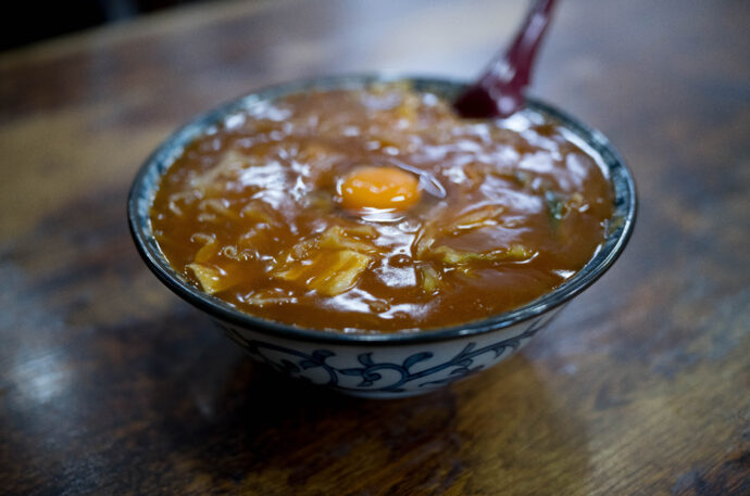 ラーメン本気 らーめんまじ 滋賀県近江市銀座町1-6  あんかけちゃんぽん 人気店 あんかけチゲちゃんぽん
（株）富屋酒店 かぶしきがいしゃ とみやさけてん カブシキガイシャ　トミヤサケテン TOMIYA SAKETEN 　愛知県名古屋市瑞穂区上坂町1-41-2　地酒屋　豊盃　HOUHAI ほうはい　ホーハイ　三浦酒造  MIURASHUZO日高見　ひたかみ　ヒタカミ HITAKAMI  平孝酒造　HIRAKOSHUZO 天の戸 アマノト　あまのと　AMANOTO　浅舞酒造ASAMAISHUZO　飛露喜 HIROKISHUZOHONTEN　廣木酒造本店　HIROK　大那 DAINA　ダイナ　だいな　菊の里酒造　KIKUNOSATOSHUZO　旭興　KYOKUKO　きょくこう　キョクコウ　渡邉酒造　WATANABESHUZO　仙禽 SENKIN　せんきん　センキン（株）せんきん SENKIN鶴齢　カクレイ　かくれい KAKUREI　青木酒造　AOKISHUZO謙信 ケンシン　けんしん KENSHIN池田屋酒造 IKEDAYASHUZO 白岳仙 HAKUGAKUSEN　ハクガクセン　はくがくせん　安本酒造 YASUMOTOSHUZO 群馬泉 グンマイズミ　ぐんまいずみ 島岡酒造 SHIMAOKASHUZO  喜久醉 きくよい キクヨイKIKUYOI 青島酒造 AOSHIMASHUZO 長珍 ちょうちん　チョウチン長珍酒造CHOCHINSHUZO　みねたからみりん　峯寳 味醂　一子相伝 ミネタカラ　いっしそうでん　イッシソウデン　小笠原味醂 OGASAWARA MIRIN

瀧自慢　たきじまん　タキジマン　瀧自慢酒造　TAKIZIMANSHUZO　田光　TABIKA 早川酒造  HAYAKAWASHUZO　作　ZAKU ざく ザク 清水清三郎商店 SHIMIZUSEIZABUROSHOTEN  篠峯　櫛羅　しのみね　シノミネ　くじら　クジラ　千代酒造　CHIYOSHUZO　雑賀　さいか　サイカ　九重雑賀  KOKONOESAIKA　紀土　鶴梅　無量山　きっど　キッド　KID 　ツルウメ　つるうめ　TURUUME　ムリョウザン　むりょうざん　MURYOZAN　平和酒造　HEIWASHUZO　蒼空　そうくう　ソウクウ　SÔKÛ　藤岡酒造　HUJIOKASHUZO 　宝剣　HOUKEN  宝剣酒造　ほうけんしゅぞう　ホウケンシュゾウ　HOKENSHUZO　清酒竹鶴　小笹屋竹鶴　せいしゅたけつる　セイシュタケツル　おささやたけつる　オササヤタケツル　竹鶴酒造　TAKETURUSHUZO
石鎚　いしづち　イシヅチ　石鎚酒造　ISHIDUCHISHUZO　土佐しらぎく　とさしらぎく　トサシラギク　仙頭酒造場　せんとうしゅぞうじょう　SENDOSHUZOZYO
　
 ブルゴーニュワイン　BOURGOGNE  ボルドーワイン　BORDEAUXカリフォルニアワイン CALIFORNIA  シャンパーニュ  SHAMPAGNEアルザスワイン ALSACE ドイツワイン WEIN GERMAN WINE 専門店　ライカM11　ズミルックス50　レンズ　代表　上田豊二　　きき酒師　焼酎アドバイザー　シャンパーニュシュヴァリエ　堀田駅より徒歩10分　熱田神宮駅より徒歩10分
市バス　牛巻より徒歩３分　地下鉄堀田駅より徒歩１５分　名古屋高速堀田出口より車で２分　牛巻交差点より徒歩５分　レトロ街並み　瓦屋根　裏道　大通りより二本入る　CLASSIC CARクラッシックカー CLASSIC BIKE　クラッシックバイク INTERIA　インテリア　　FASHION　ファッション　MUSIC　音楽　LOVE　SAKE SHOP　酒屋
センス　クリエイト　おたく　　MANIAマニア MOVIE　映画　CINEMA シネマ　2024年春オープン予定 いいねタウン瑞穂 iiNE マルシェ内　グランクレア瑞穂 いいねタウン瑞穂  愛知県名古屋市瑞穂区宝田町四丁目2番、3番2　春敲町三丁目23番1（地番） 魚太郎　UOTARO MIZUHO うおたろう　ウオタロウ　なごやみずほてん　ナゴヤミズホテン　 名古屋瑞穂店  車で1分　徒歩5分　丸明 瑞穂店  MARUAKI MIZUHO　マルアキ ミズホテン　まるあき みずほてん　 徒歩10分　車3分　焼肉 美奈登  ヤキニクミナト　やきにくみなと YAKINIKU MINATO 車で2分　徒歩10分  どての品川　DOTENO SHINAGAWA　ドテノシナガワ　どてのしながわ　車で30秒　徒歩1分昇福亭　SHOHUKUTEI しょうふくてい　ショウフクテイ 街中華　マニア　大盛り　個性派  車で5分　徒歩15分  名店 近くにたくさんあり　堀田バンザイ　牛巻バンザイ　名古屋のへそ


