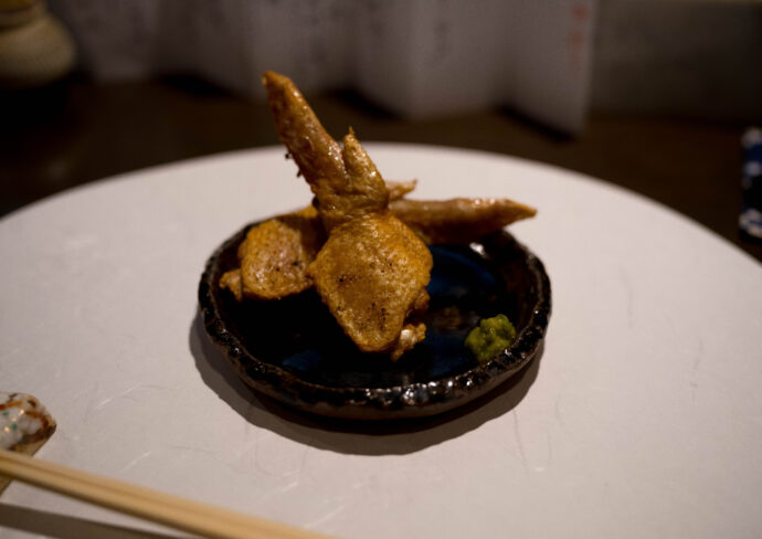 海山里 御料理 みなみ 愛知県名古屋市中区栄4-21-1カトレアビル1F Ⅽ号 うみやさと おりちょうり みなみ UMIYAMASATO ORYORI MINAMI ウミヤマサト オリョウリ ミナミ  （株）富屋酒店 かぶしきがいしゃ とみやさけてん カブシキガイシャ　トミヤサケテン TOMIYA SAKETEN 　愛知県名古屋市瑞穂区上坂町1-41-2　地酒屋　豊盃　HOUHAI ほうはい　ホーハイ　三浦酒造  MIURASHUZO日高見　ひたかみ　ヒタカミ HITAKAMI  平孝酒造　HIRAKOSHUZO 天の戸 アマノト　あまのと　AMANOTO　浅舞酒造ASAMAISHUZO　飛露喜 HIROKISHUZOHONTEN　廣木酒造本店　HIROK　大那 DAINA　ダイナ　だいな　菊の里酒造　KIKUNOSATOSHUZO　旭興　KYOKUKO　きょくこう　キョクコウ　渡邉酒造　WATANABESHUZO　仙禽 SENKIN　せんきん　センキン（株）せんきん SENKIN鶴齢　カクレイ　かくれい KAKUREI　青木酒造　AOKISHUZO謙信 ケンシン　けんしん KENSHIN池田屋酒造 IKEDAYASHUZO 白岳仙 HAKUGAKUSEN　ハクガクセン　はくがくせん　安本酒造 YASUMOTOSHUZO 群馬泉 グンマイズミ　ぐんまいずみ 島岡酒造 SHIMAOKASHUZO  喜久醉 きくよい キクヨイKIKUYOI 青島酒造 AOSHIMASHUZO 長珍 ちょうちん　チョウチン長珍酒造CHOCHINSHUZO　みねたからみりん　峯寳 味醂　一子相伝 ミネタカラ　いっしそうでん　イッシソウデン　小笠原味醂 OGASAWARA MIRIN

瀧自慢　たきじまん　タキジマン　瀧自慢酒造　TAKIZIMANSHUZO　田光　TABIKA 早川酒造  HAYAKAWASHUZO　作　ZAKU ざく ザク 清水清三郎商店 SHIMIZUSEIZABUROSHOTEN  篠峯　櫛羅　しのみね　シノミネ　くじら　クジラ　千代酒造　CHIYOSHUZO　雑賀　さいか　サイカ　九重雑賀  KOKONOESAIKA　紀土　鶴梅　無量山　きっど　キッド　KID 　ツルウメ　つるうめ　TURUUME　ムリョウザン　むりょうざん　MURYOZAN　平和酒造　HEIWASHUZO　蒼空　そうくう　ソウクウ　SÔKÛ　藤岡酒造　HUJIOKASHUZO 　宝剣　HOUKEN  宝剣酒造　ほうけんしゅぞう　ホウケンシュゾウ　HOKENSHUZO　清酒竹鶴　小笹屋竹鶴　せいしゅたけつる　セイシュタケツル　おささやたけつる　オササヤタケツル　竹鶴酒造　TAKETURUSHUZO
石鎚　いしづち　イシヅチ　石鎚酒造　ISHIDUCHISHUZO　土佐しらぎく　とさしらぎく　トサシラギク　仙頭酒造場　せんとうしゅぞうじょう　SENDOSHUZOZYO
　
 ブルゴーニュワイン　BOURGOGNE  ボルドーワイン　BORDEAUXカリフォルニアワイン CALIFORNIA  シャンパーニュ  SHAMPAGNEアルザスワイン ALSACE ドイツワイン WEIN GERMAN WINE 専門店　ライカM11　ズミルックス50　レンズ　代表　上田豊二　　きき酒師　焼酎アドバイザー　シャンパーニュシュヴァリエ　堀田駅より徒歩10分　熱田神宮駅より徒歩10分
市バス　牛巻より徒歩３分　地下鉄堀田駅より徒歩１５分　名古屋高速堀田出口より車で２分　牛巻交差点より徒歩５分　レトロ街並み　瓦屋根　裏道　大通りより二本入る　CLASSIC CARクラッシックカー CLASSIC BIKE　クラッシックバイク INTERIA　インテリア　　FASHION　ファッション　MUSIC　音楽　LOVE　SAKE SHOP　酒屋
センス　クリエイト　おたく　　MANIAマニア MOVIE　映画　CINEMA シネマ　2024年春オープン予定 いいねタウン瑞穂 iiNE マルシェ内　グランクレア瑞穂 いいねタウン瑞穂  愛知県名古屋市瑞穂区宝田町四丁目2番、3番2　春敲町三丁目23番1（地番） 魚太郎　UOTARO MIZUHO うおたろう　ウオタロウ　なごやみずほてん　ナゴヤミズホテン　 名古屋瑞穂店  車で1分　徒歩5分　丸明 瑞穂店  MARUAKI MIZUHO　マルアキ ミズホテン　まるあき みずほてん　 徒歩10分　車3分　焼肉 美奈登  ヤキニクミナト　やきにくみなと YAKINIKU MINATO 車で2分　徒歩10分  どての品川　DOTENO SHINAGAWA　ドテノシナガワ　どてのしながわ　車で30秒　徒歩1分昇福亭　SHOHUKUTEI しょうふくてい　ショウフクテイ 街中華　マニア　大盛り　個性派  車で5分　徒歩15分  名店 近くにたくさんあり　堀田バンザイ　牛巻バンザイ　名古屋のへそ



 