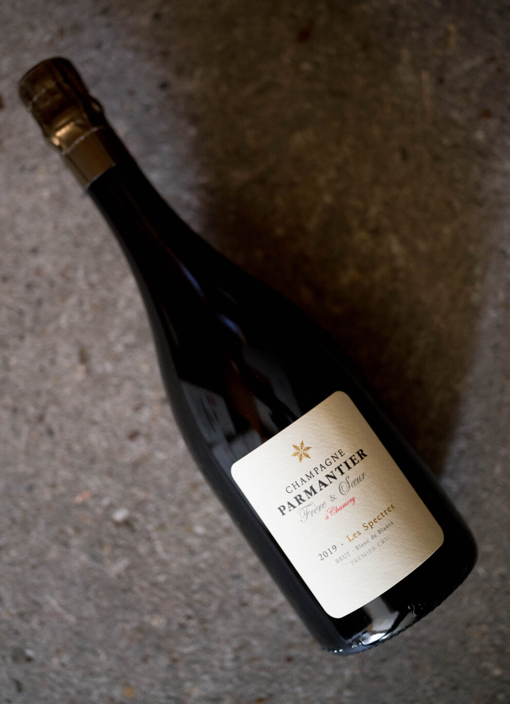 CHAMPAGNE PARMANTIER FRÈRE ET SOEUR（シャンパーニュ パルメンティエ フレール・エ・フィス）BRUT NATURE（ブリュット・ナチュール）BLAND DE BLANDS（ブラン・ド・ブラン）1ER CRU（プルミエ・クリュ）LES  SPECTRES（レ・スペクトル）2019（2019 ヴィンテージ）