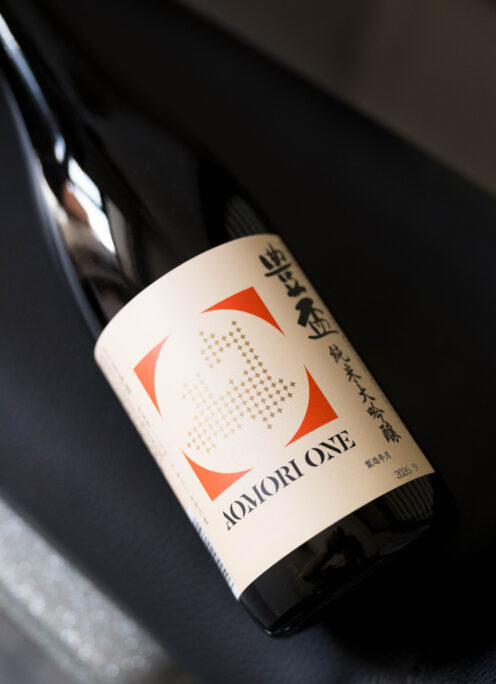 青森県の新ロゴマークをデザインした癒しと輝きのジュンダイ「豊盃 HOUHAI 純米大吟醸 <AOMORI ONE>」入荷